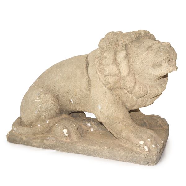 Lion, sculpture in white stone from Noto 