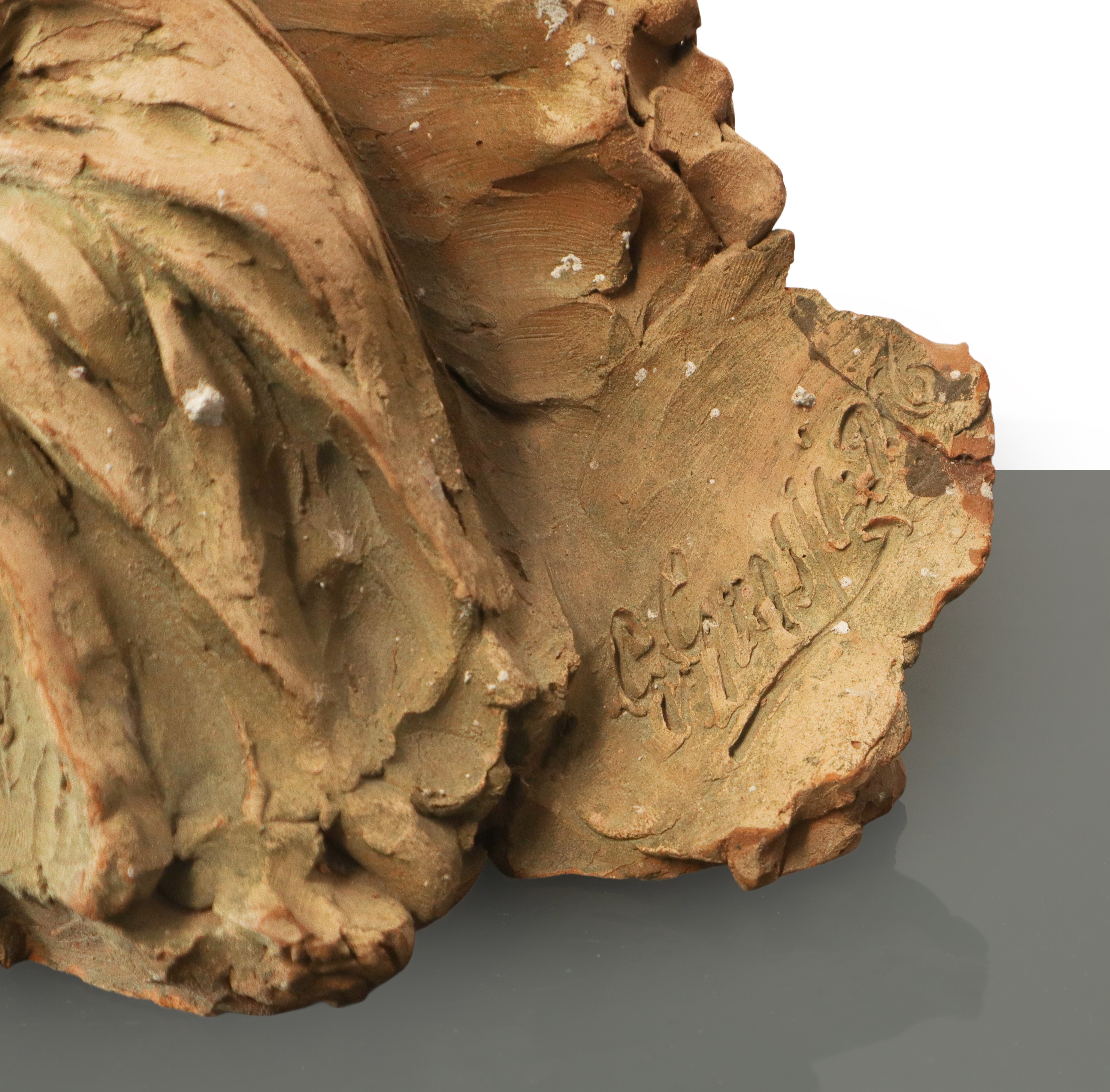 Maternità "In dolce atto di amore", scultura in terracotta