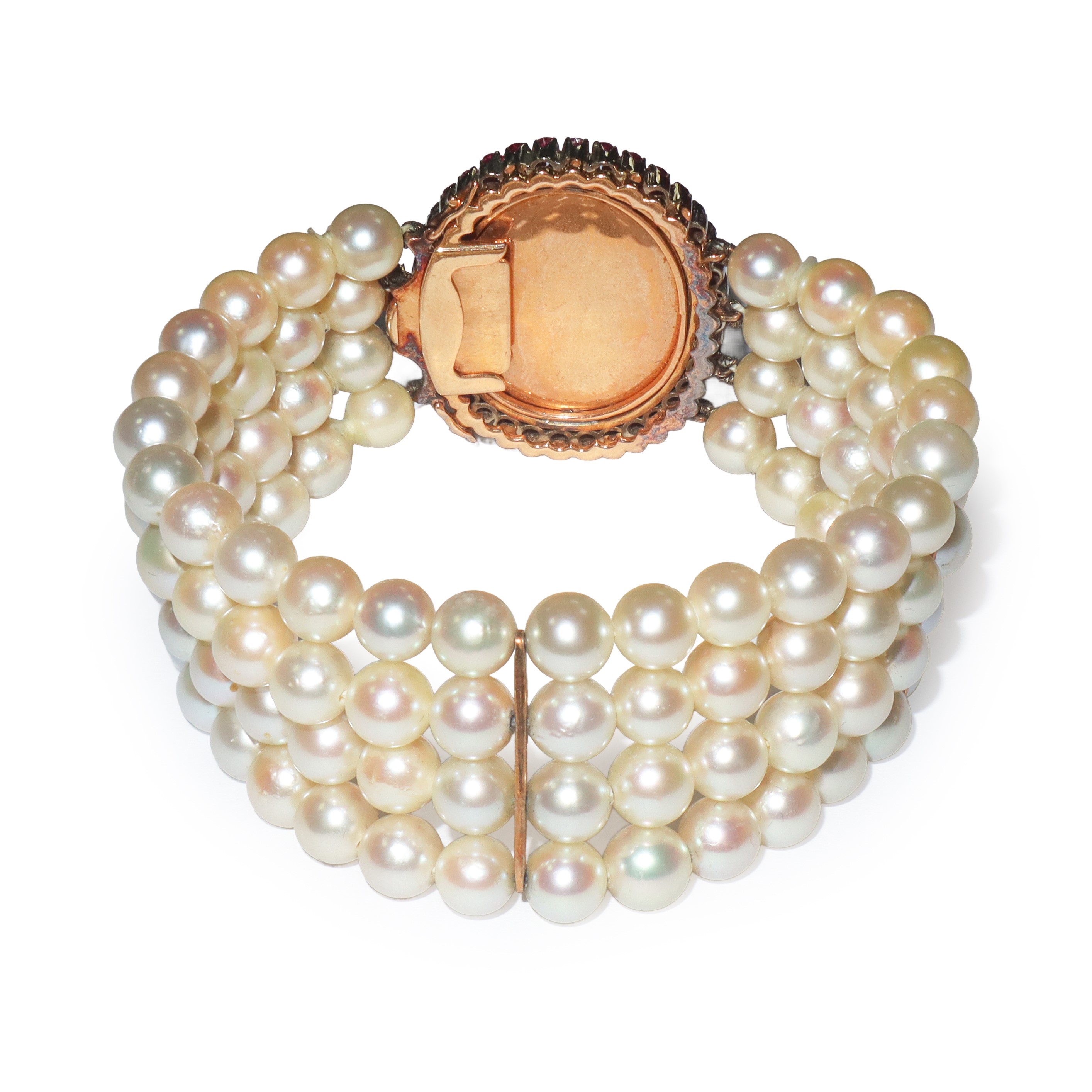 Bracciale con quattro fili di perle, chiusura in oro e micro mosaico, arricchito da scaglie di br...