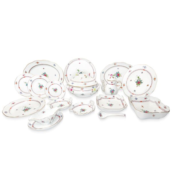 Herend  Hungary - Complete dinner service with "Apponyi" decoration in polychrome porcelain on a white background, Ozier edge and gold profile