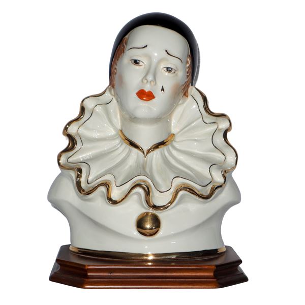 Mezzobusto di Pierrot su base ottagonale in legno