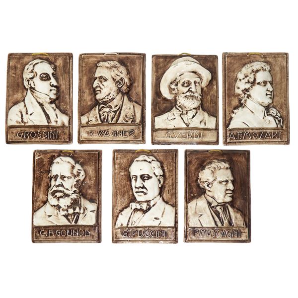 N°7 Placchette in ceramica con ritratti a rilievo di compositori