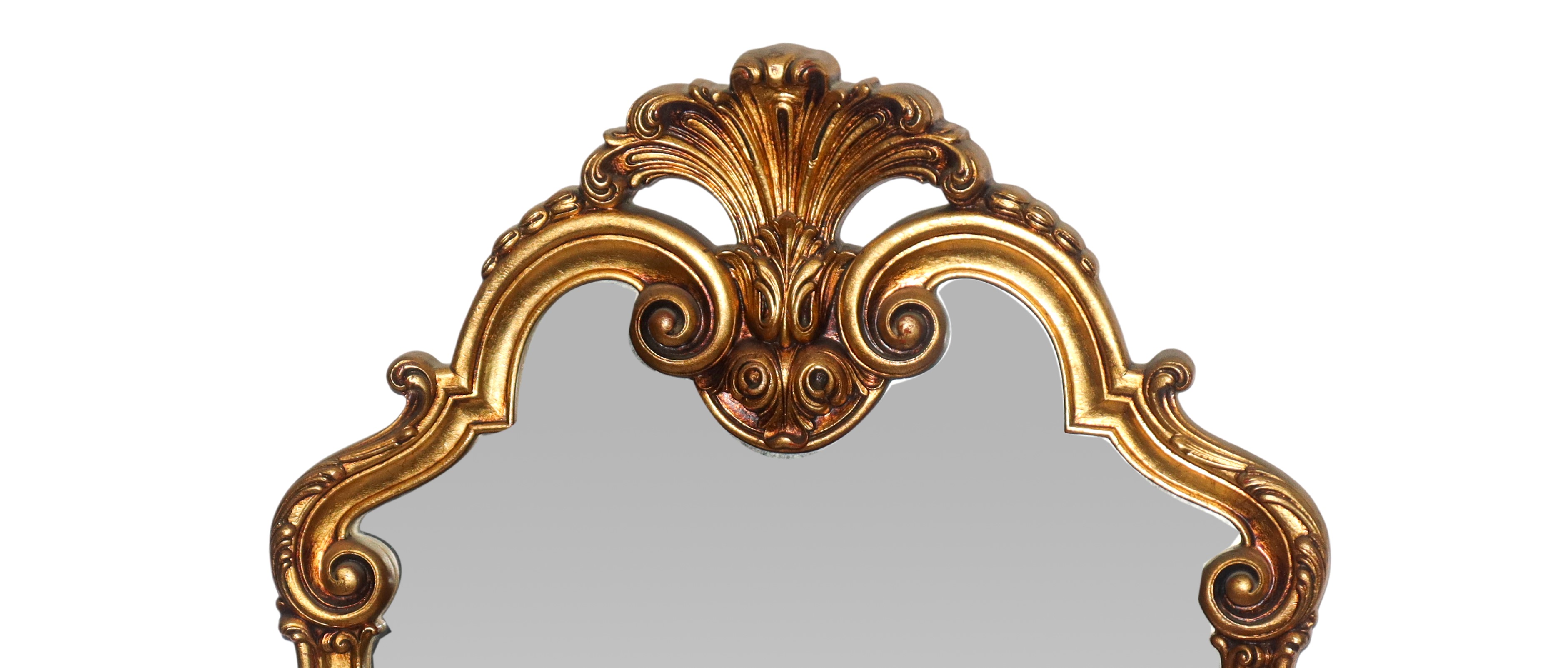 Specchiera sagomata, cornice dorata decorata con foglie d’acanto (XX secolo)