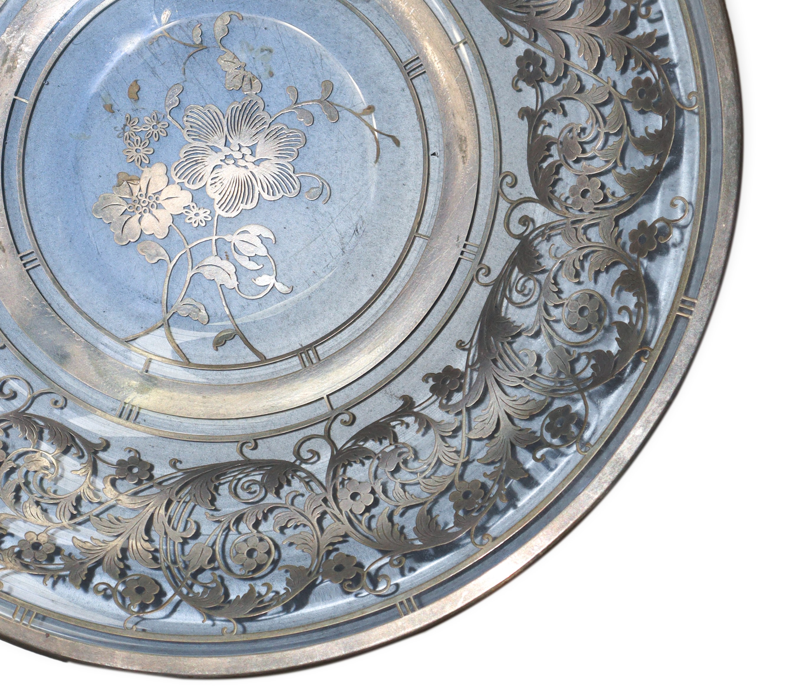 Piatto in vetro con decorazioni in argento