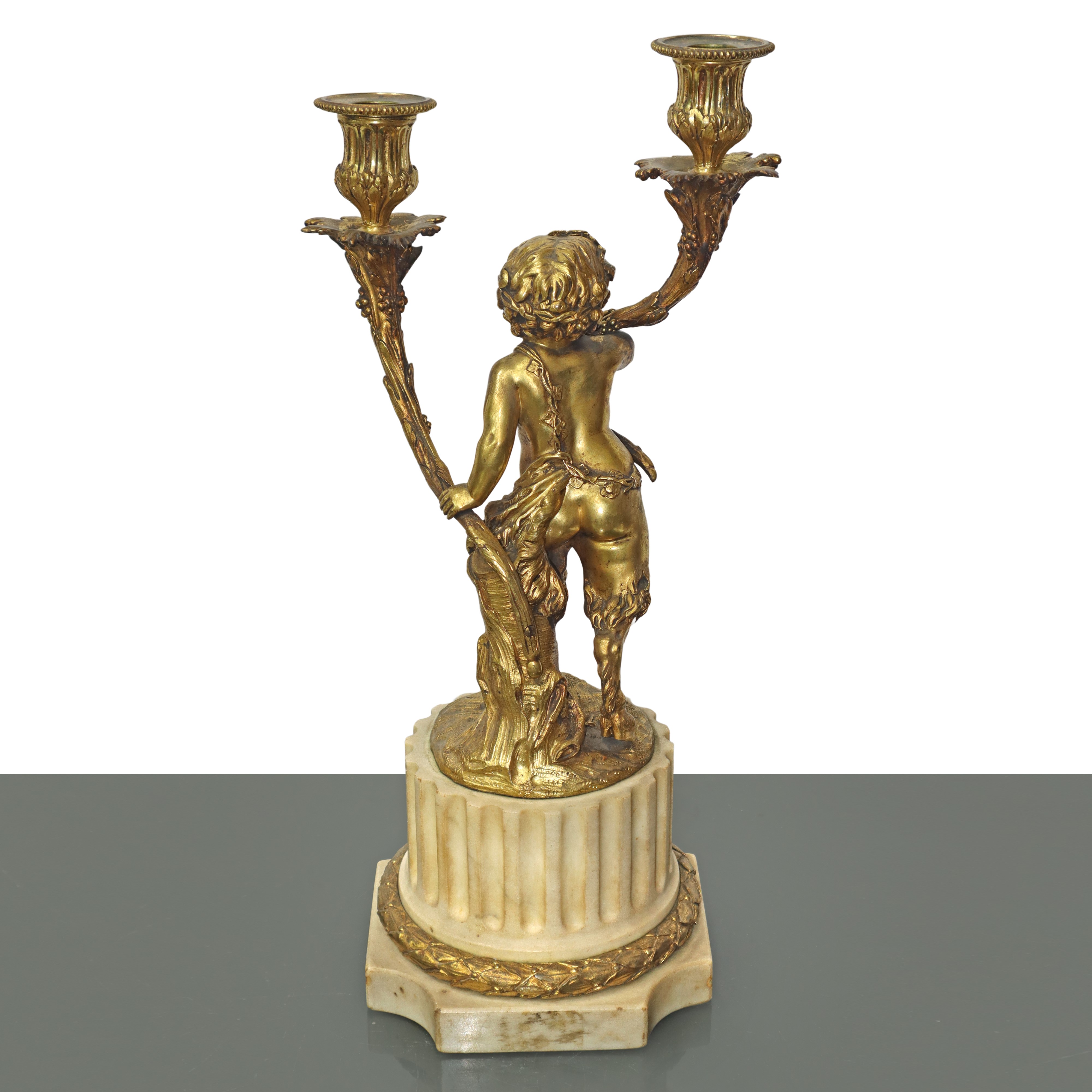 Portacandele a due luci, bronzo dorato e marmo, fine XVIII secolo