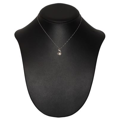 Collana in oro bianco 750 con pendant a perla bianca e brillanti