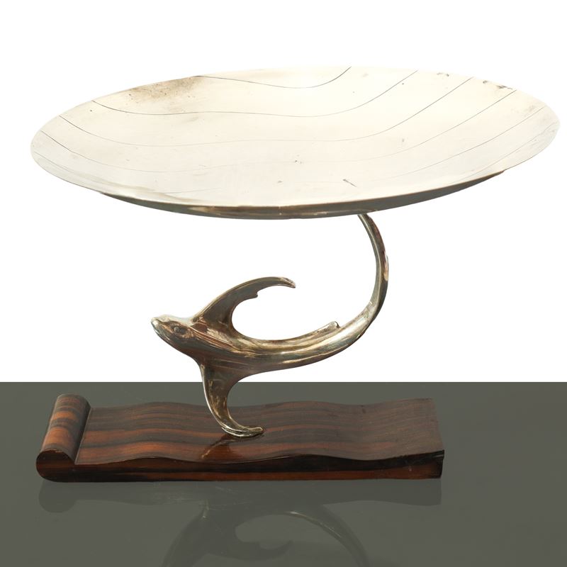 Alzata decò con delfino in argento 800 con base in palissandro