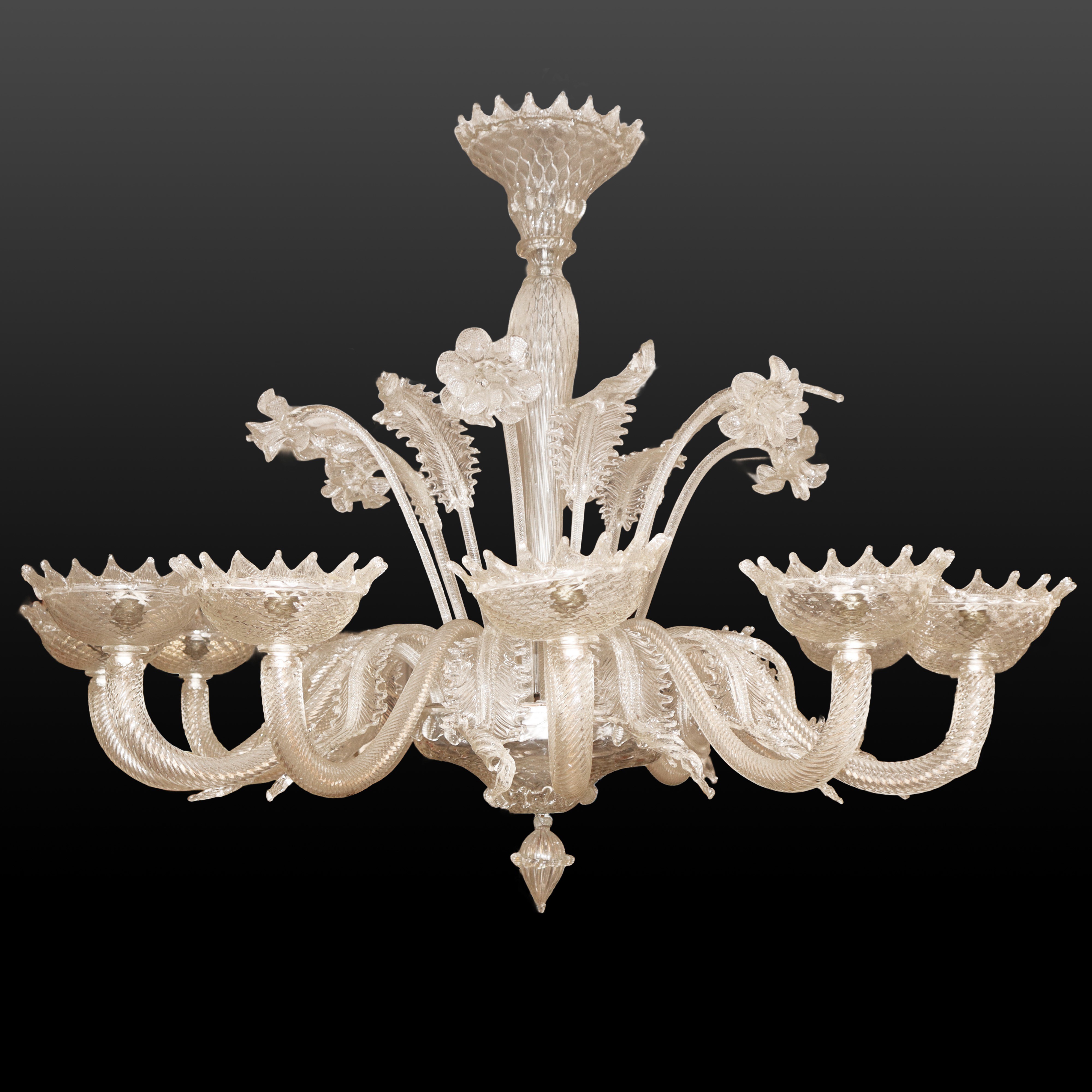 Lampadario in vetro di Murano a 12 luci, altezza cm 109, larghezza cm 134