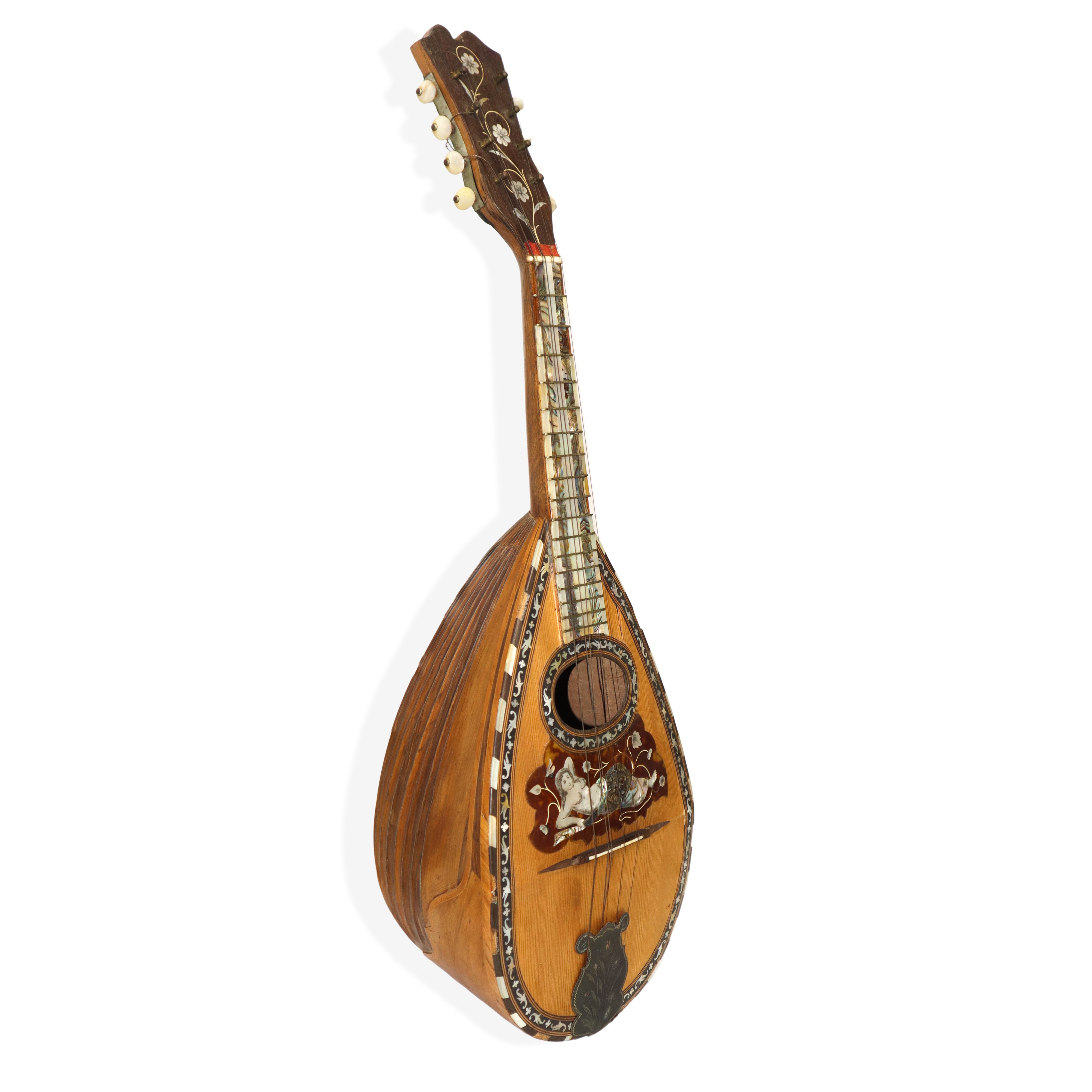 Mandolino napoletano, oggetto d'arte musicale