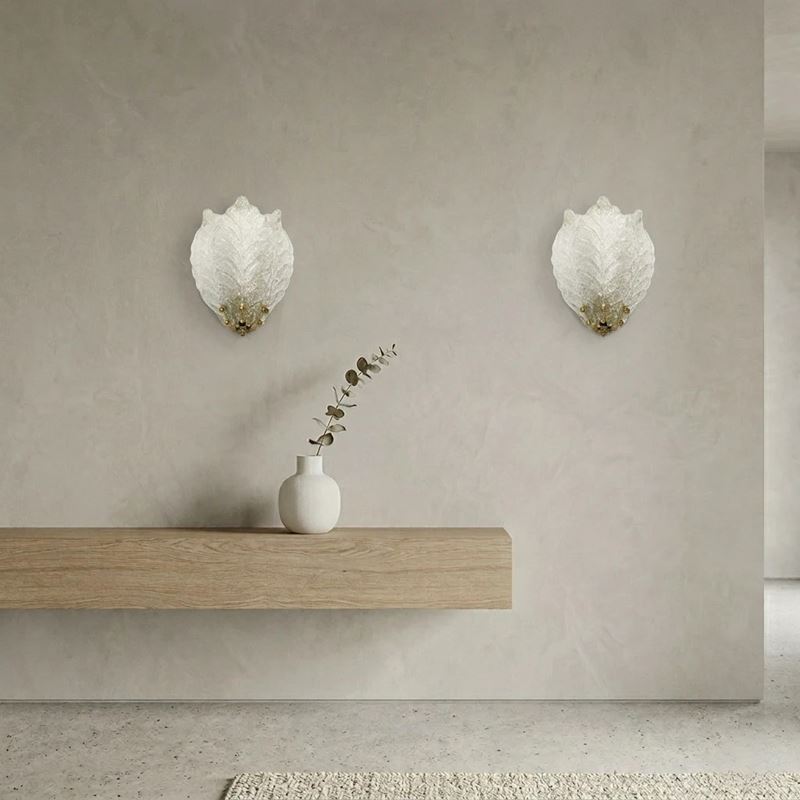 N°2 APPLIQUES A TRE FOGLIE IN VETRO GRANIGLIATO DI MURANO