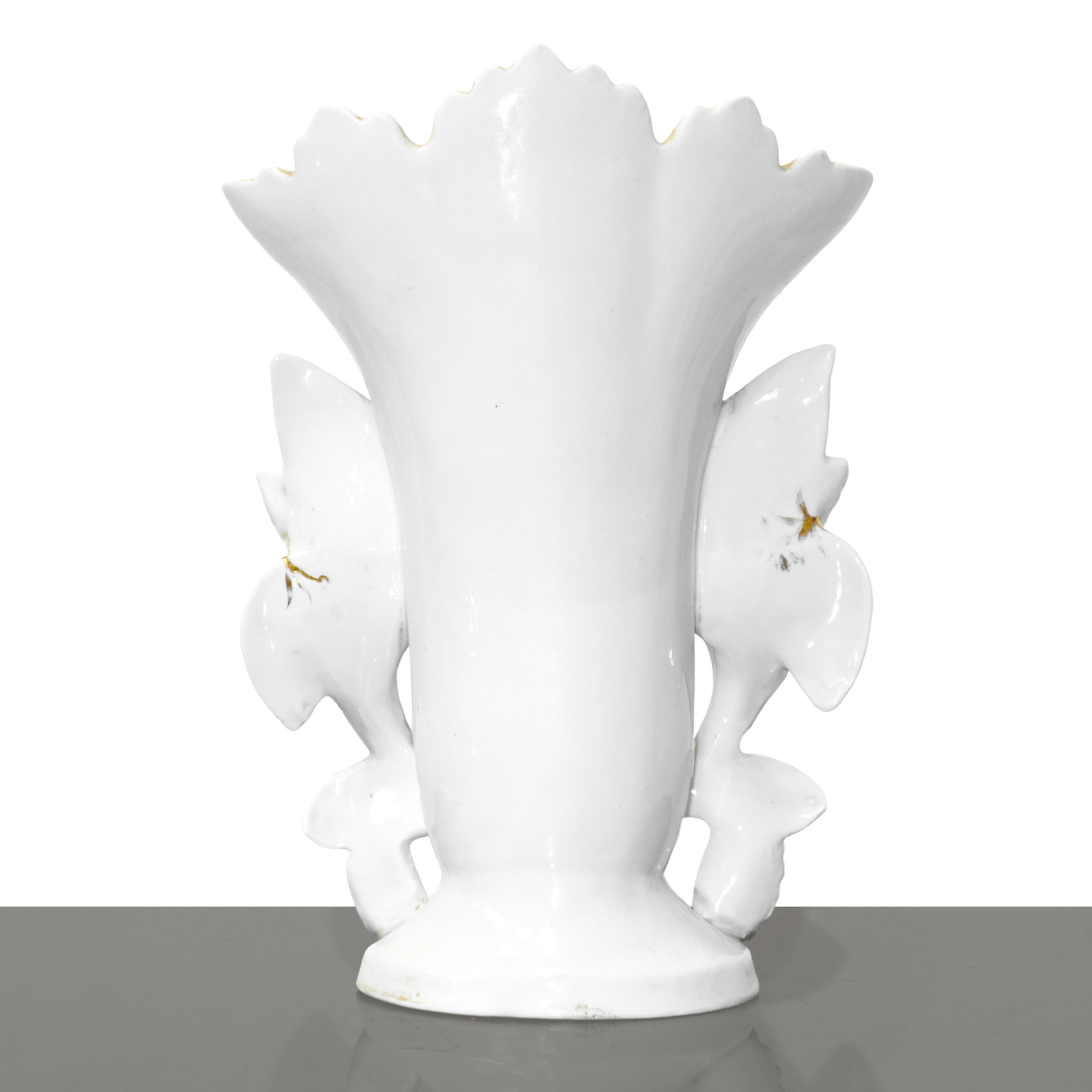 Coppia di vasi in porcellana bianca, altezza 24 cm, diametro 17,5 cm