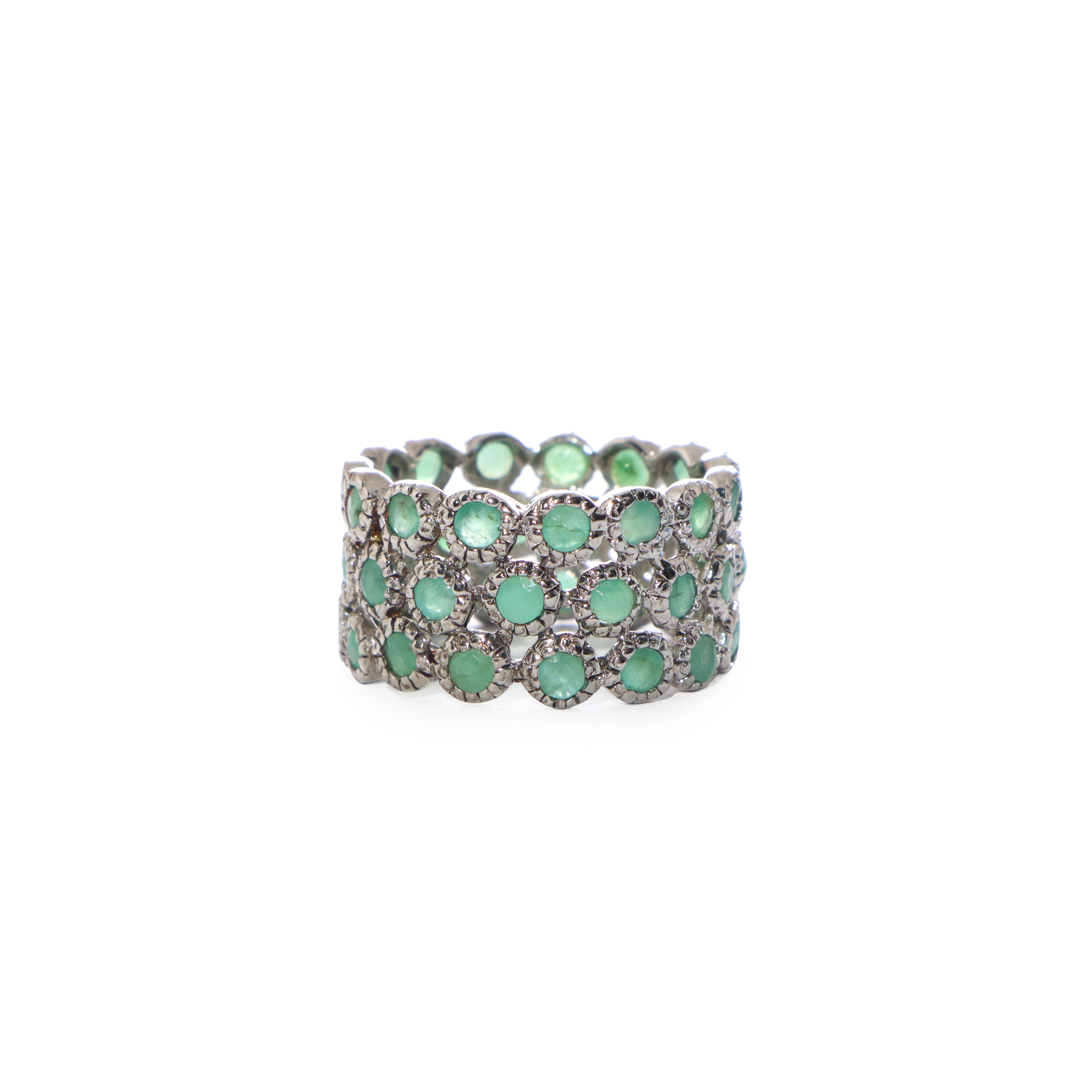 Anello a fascia in argento 925 placcato oro bianco 14 kt con smeraldi