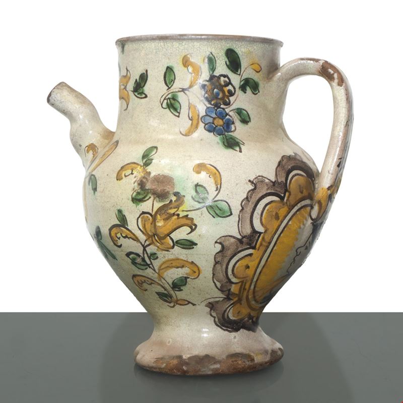 Versatoio in maiolica di Caltagirone