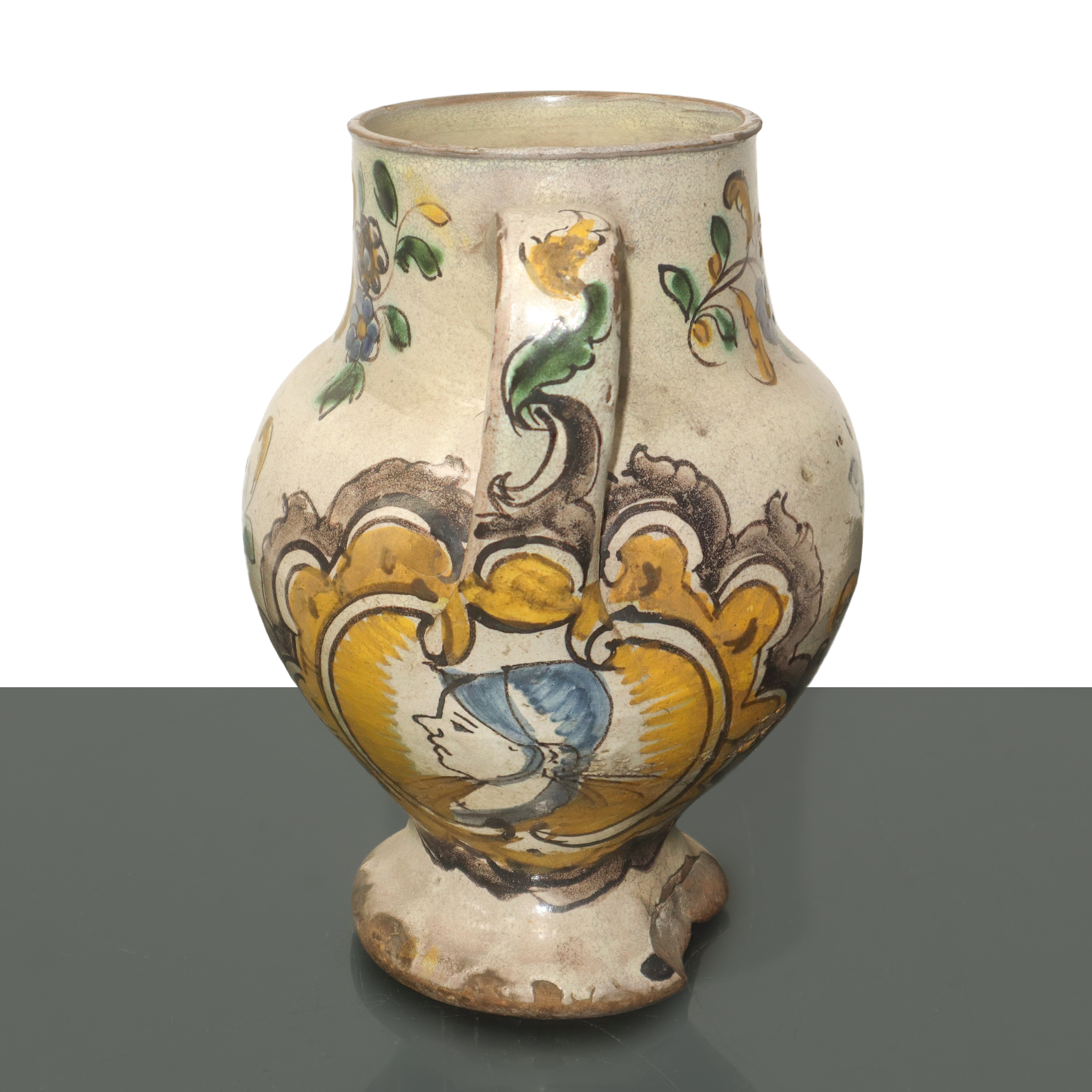 Versatoio in maiolica di Caltagirone