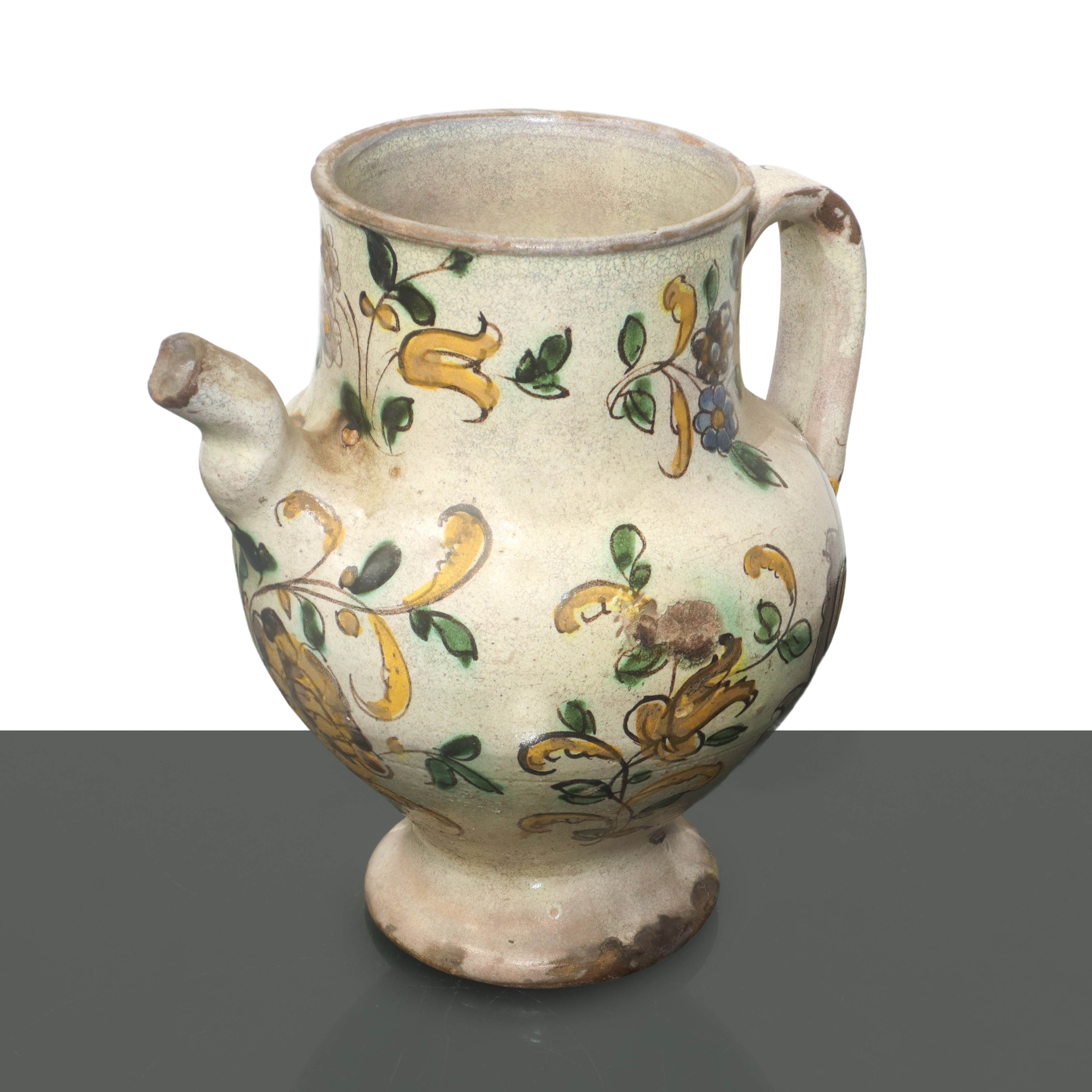 Versatoio in maiolica di Caltagirone