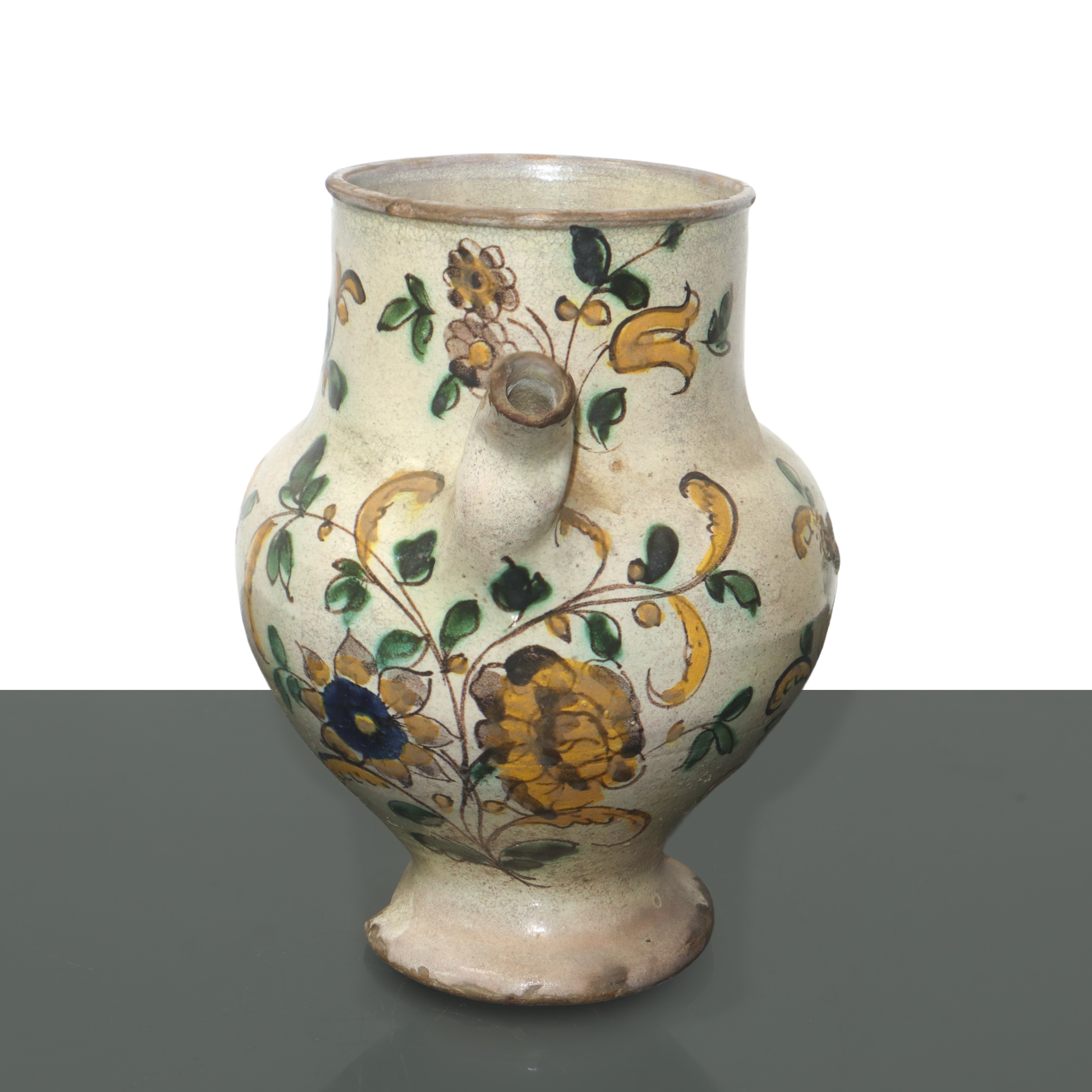Versatoio in maiolica di Caltagirone