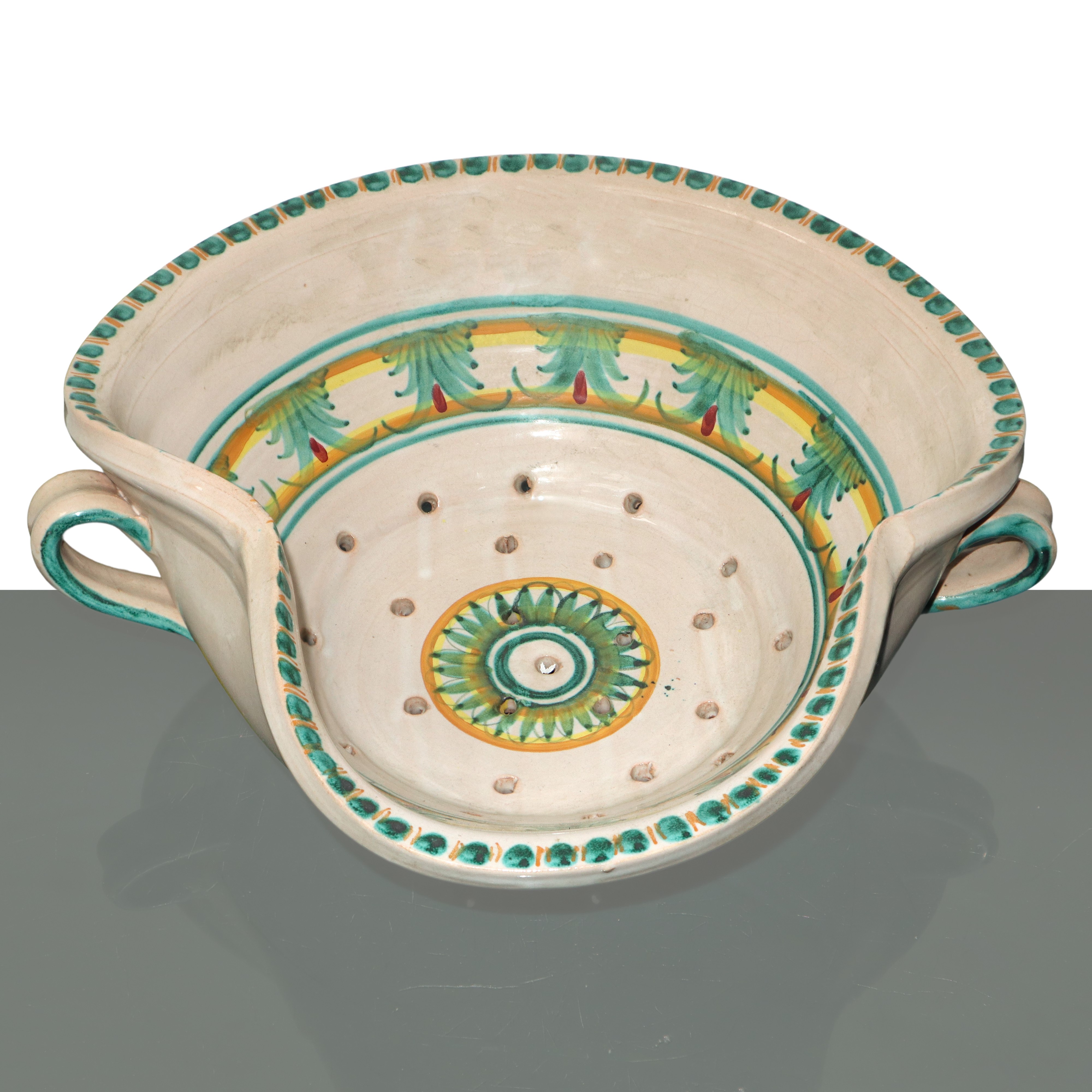 Scolapasta in maiolica di Caltagirone