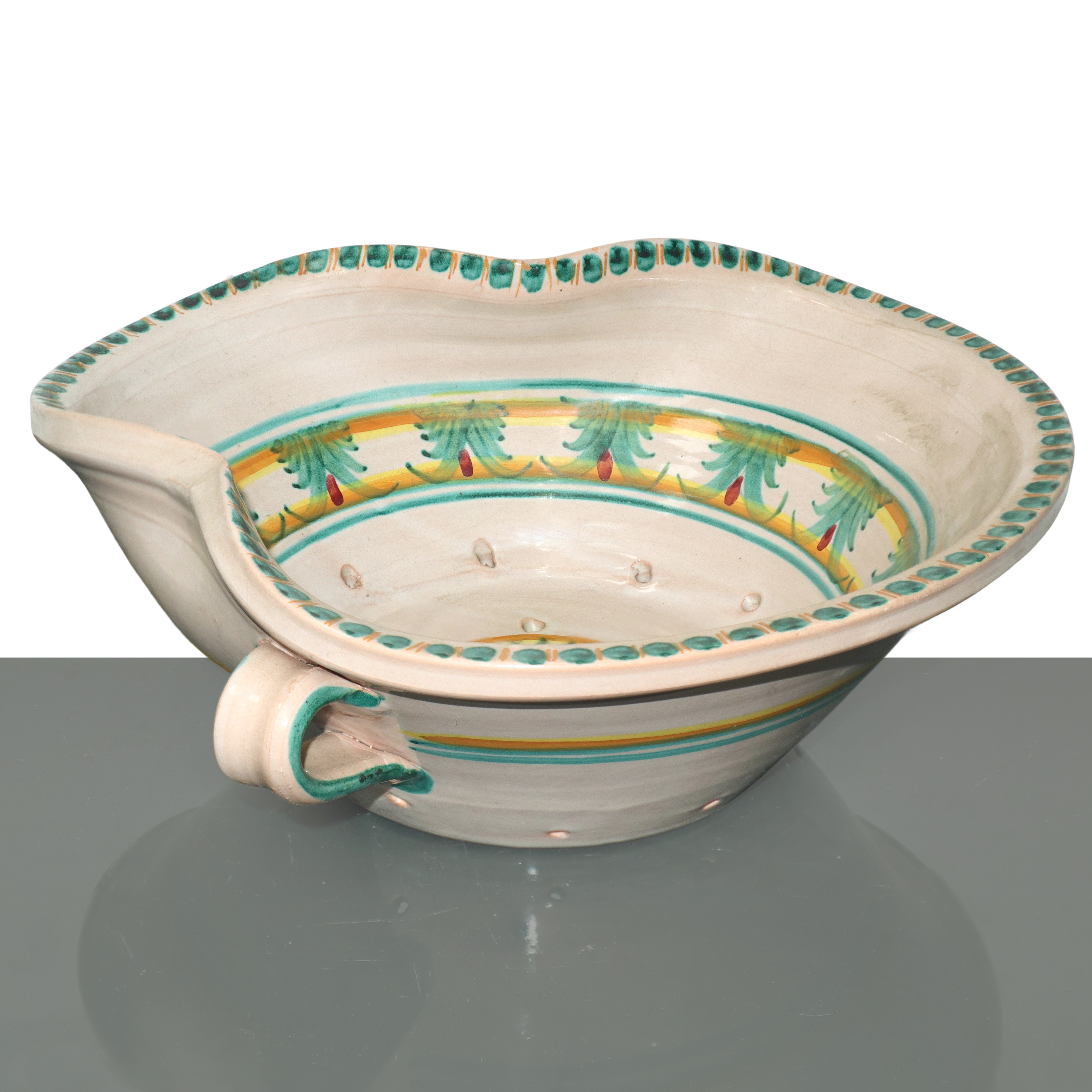Scolapasta in maiolica di Caltagirone
