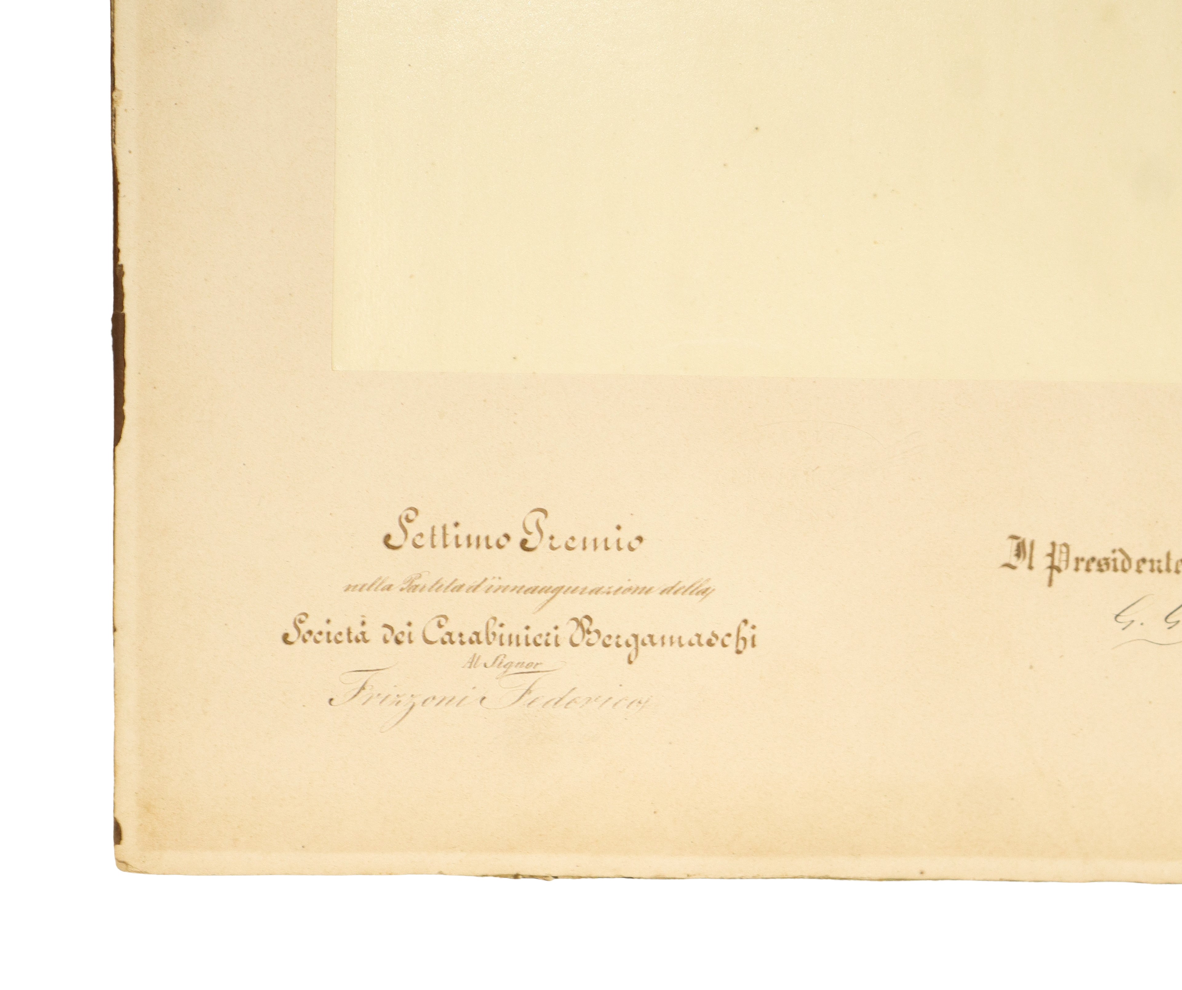 Diploma onorario con Firma autografa di Giuseppe Garibaldi apposta ad una foto dello stesso