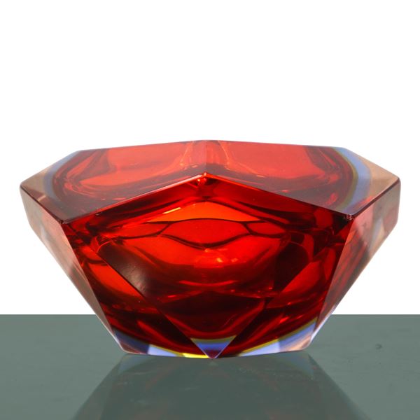 Svuotatasce in vetro rosso
