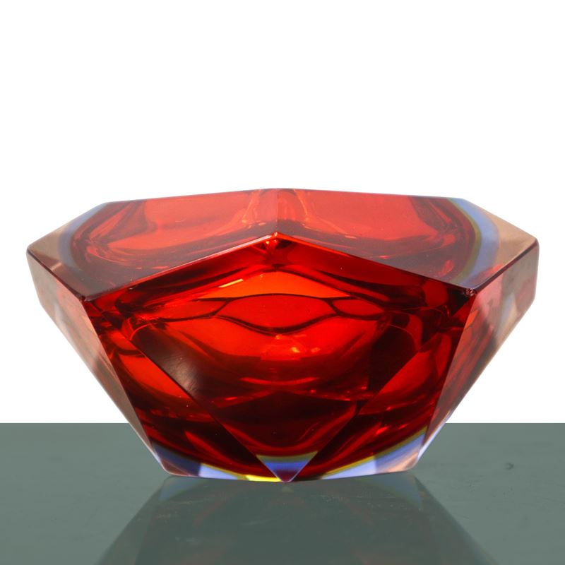Svuotatasce in vetro rosso