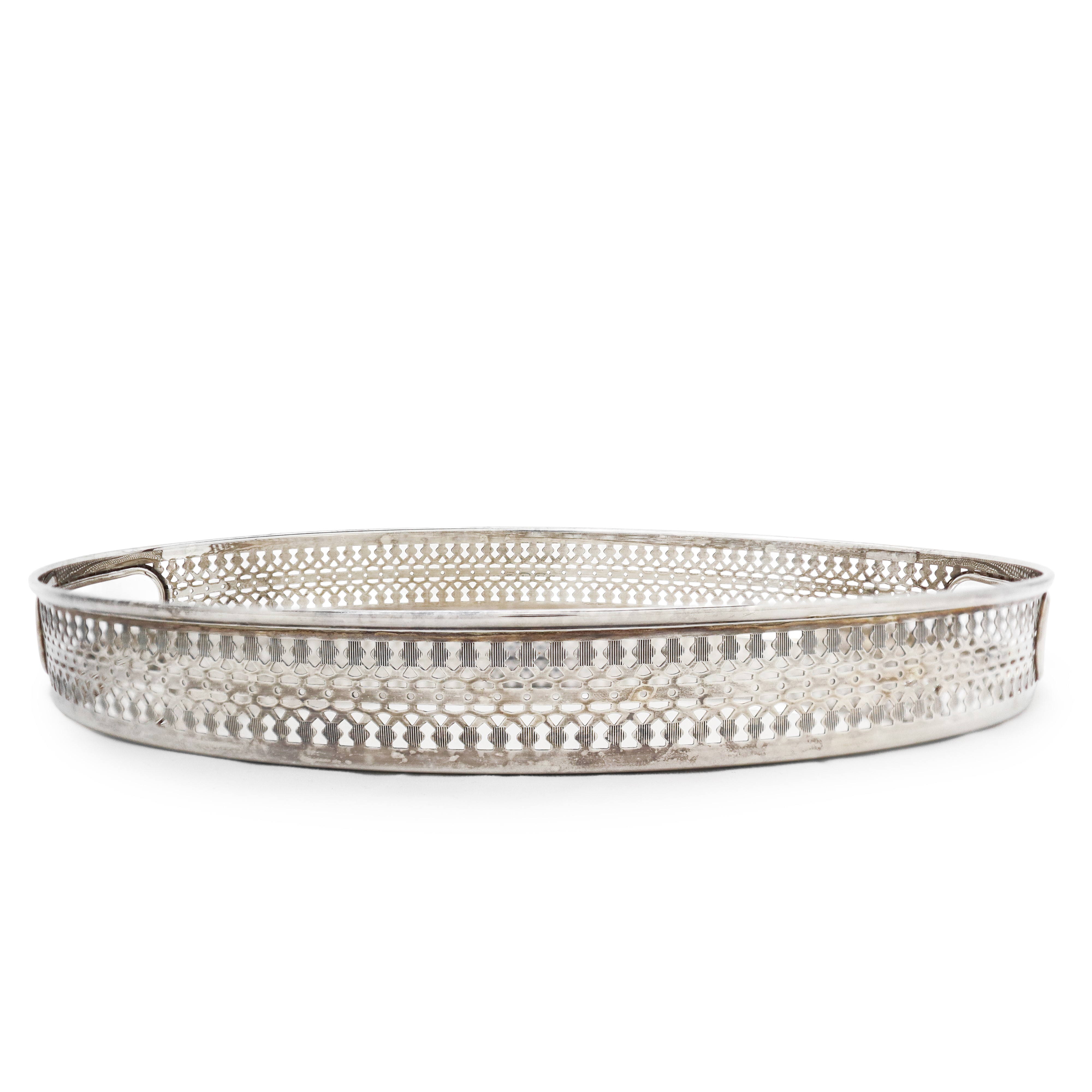 Vassoio ovale in argento 800 con bordo a ringhierina
