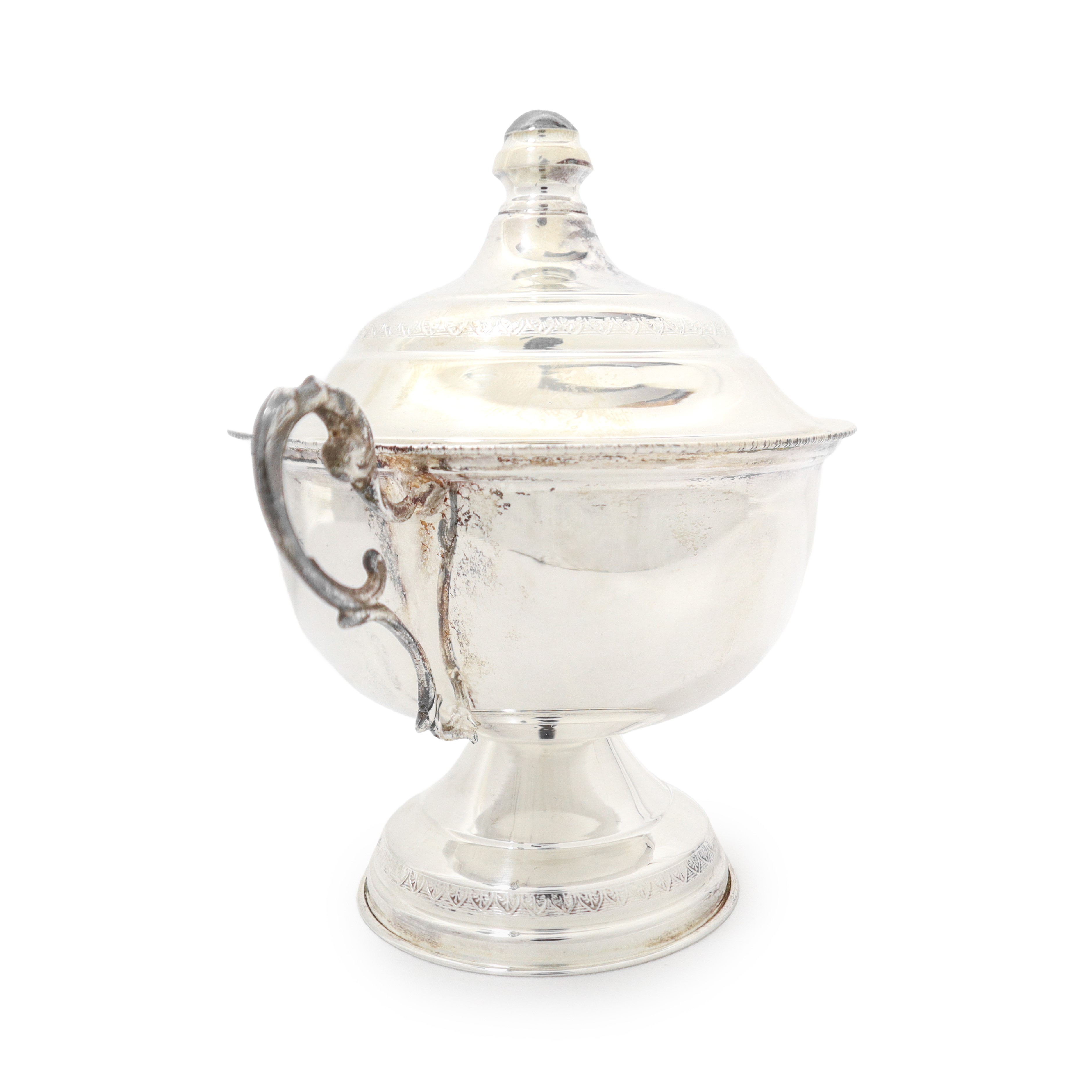 Zuccheriera con prese laterali in argento 800