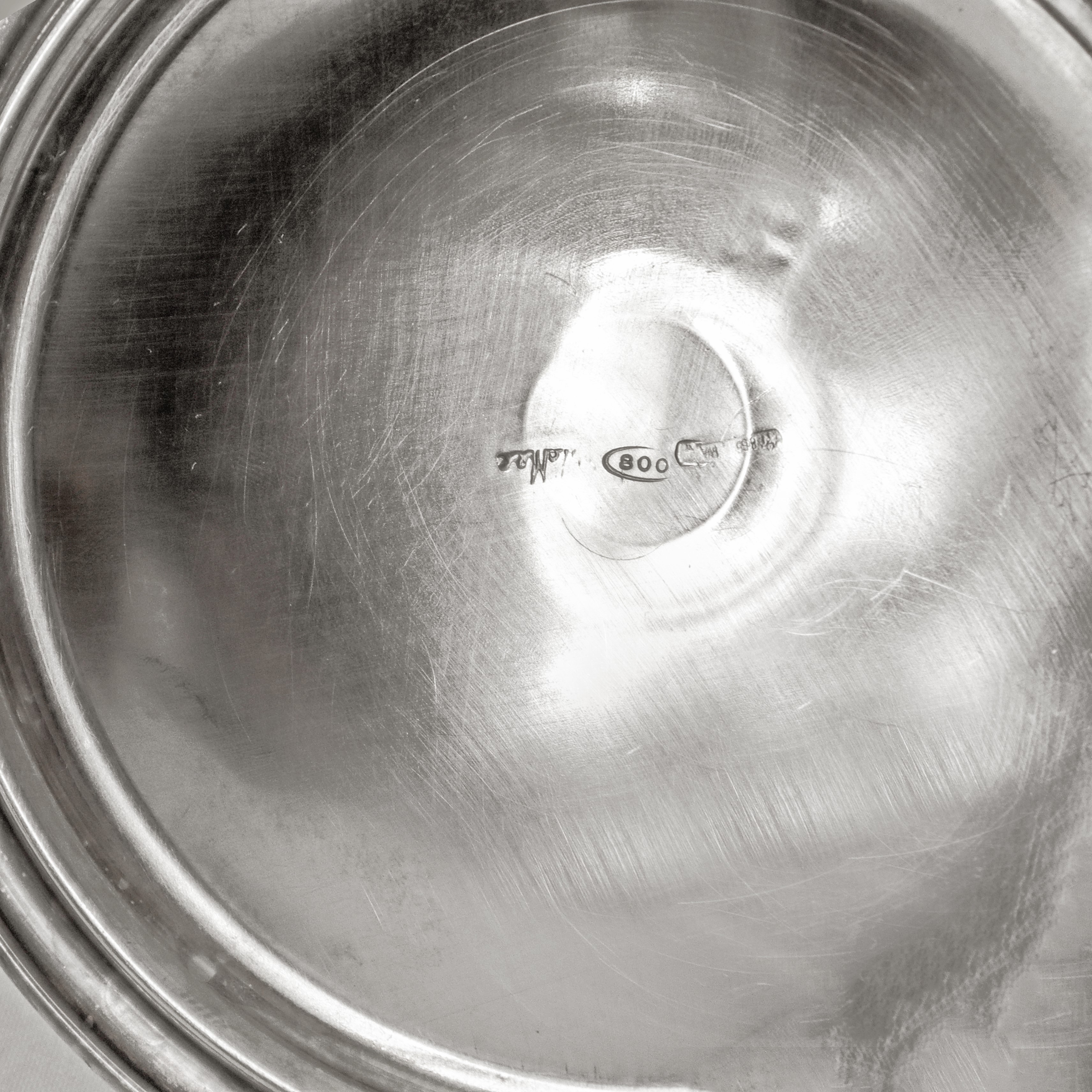 Zuccheriera in argento 800 con decoro floreale intarsiato in argento 800 ed interno in vetro