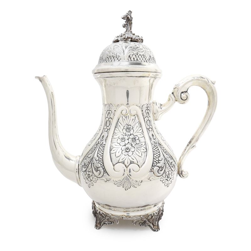 Teiera in argento 800