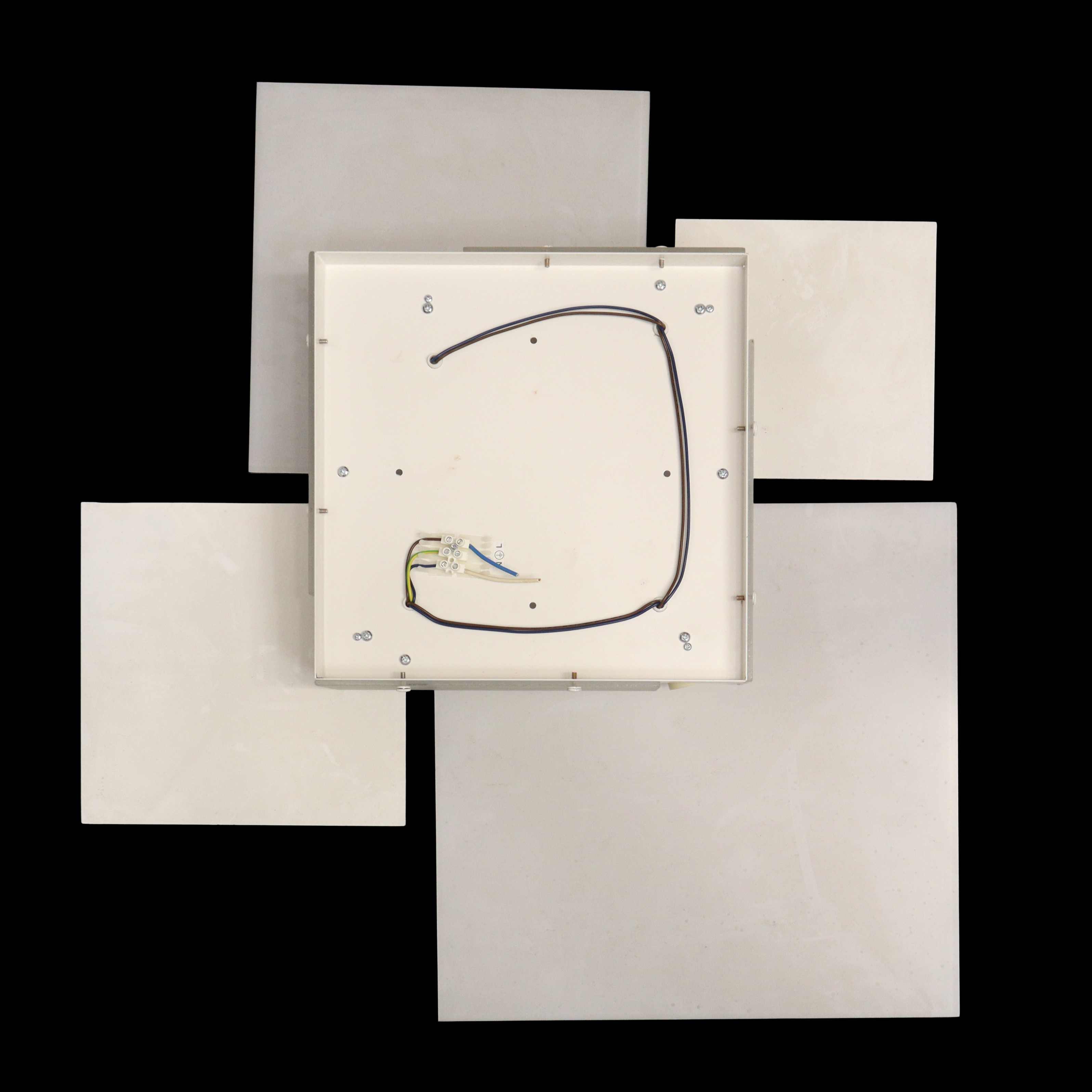 Plafone da soffitto, vetro bianco e vetro specchiato (al centro)
