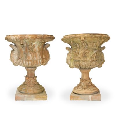 Fornace Vella di Caltagirone, Coppia di vasi in terracotta a cratere neoclassici