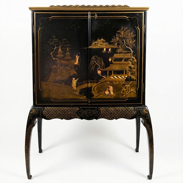 Black lacquered cabinet painted on the front with chinoiserie