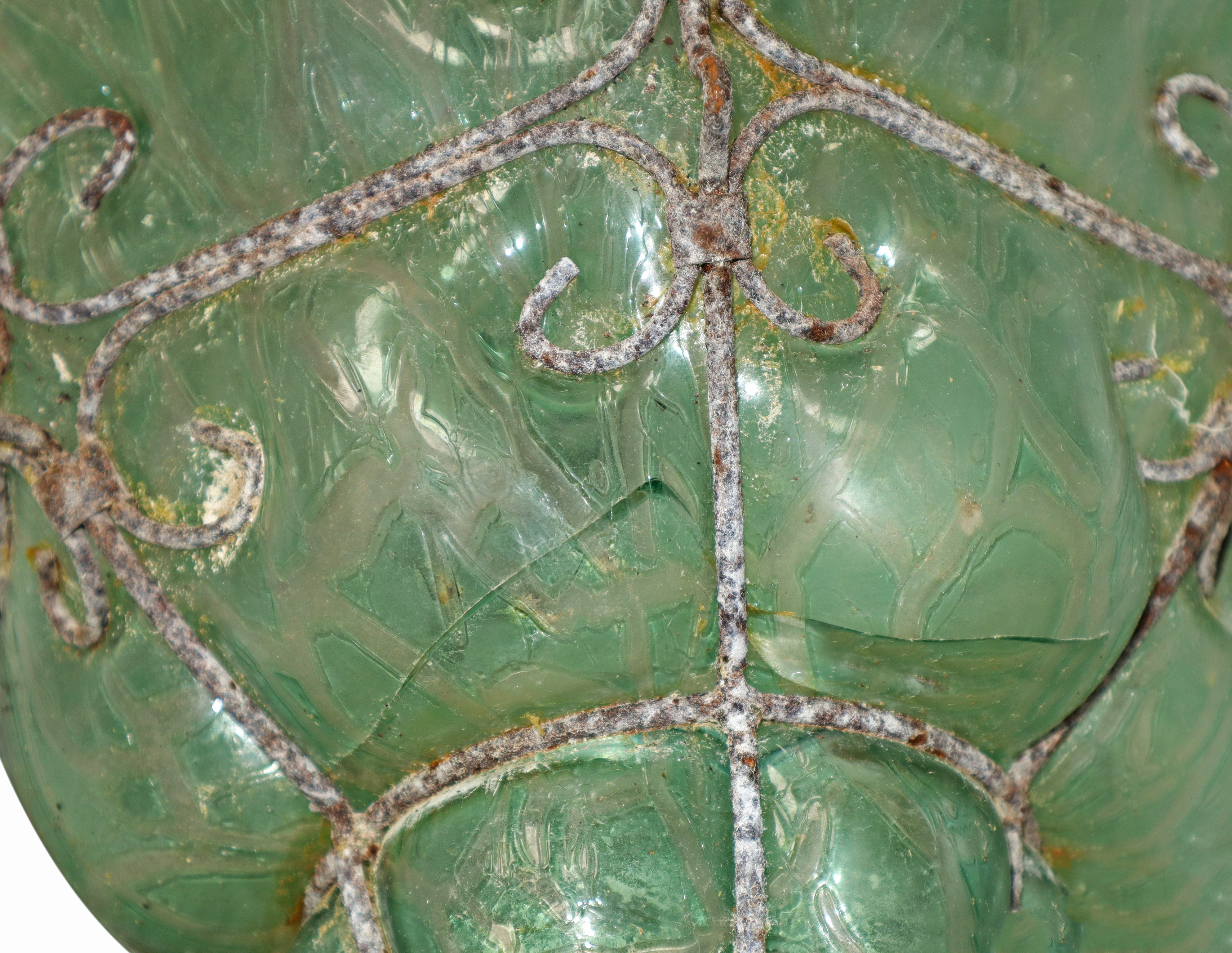 Coppia di lanterne da esterno in vetro di Murano verde con dettagli in metallo
