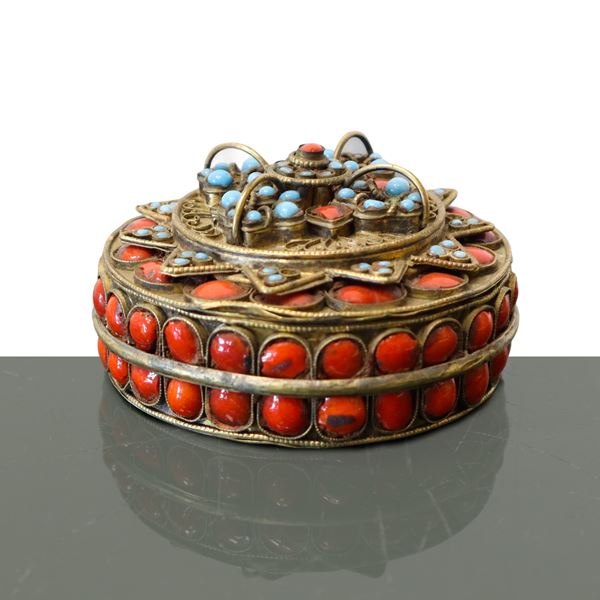 Tibetan filigree inlaid jewelry box with stone applications