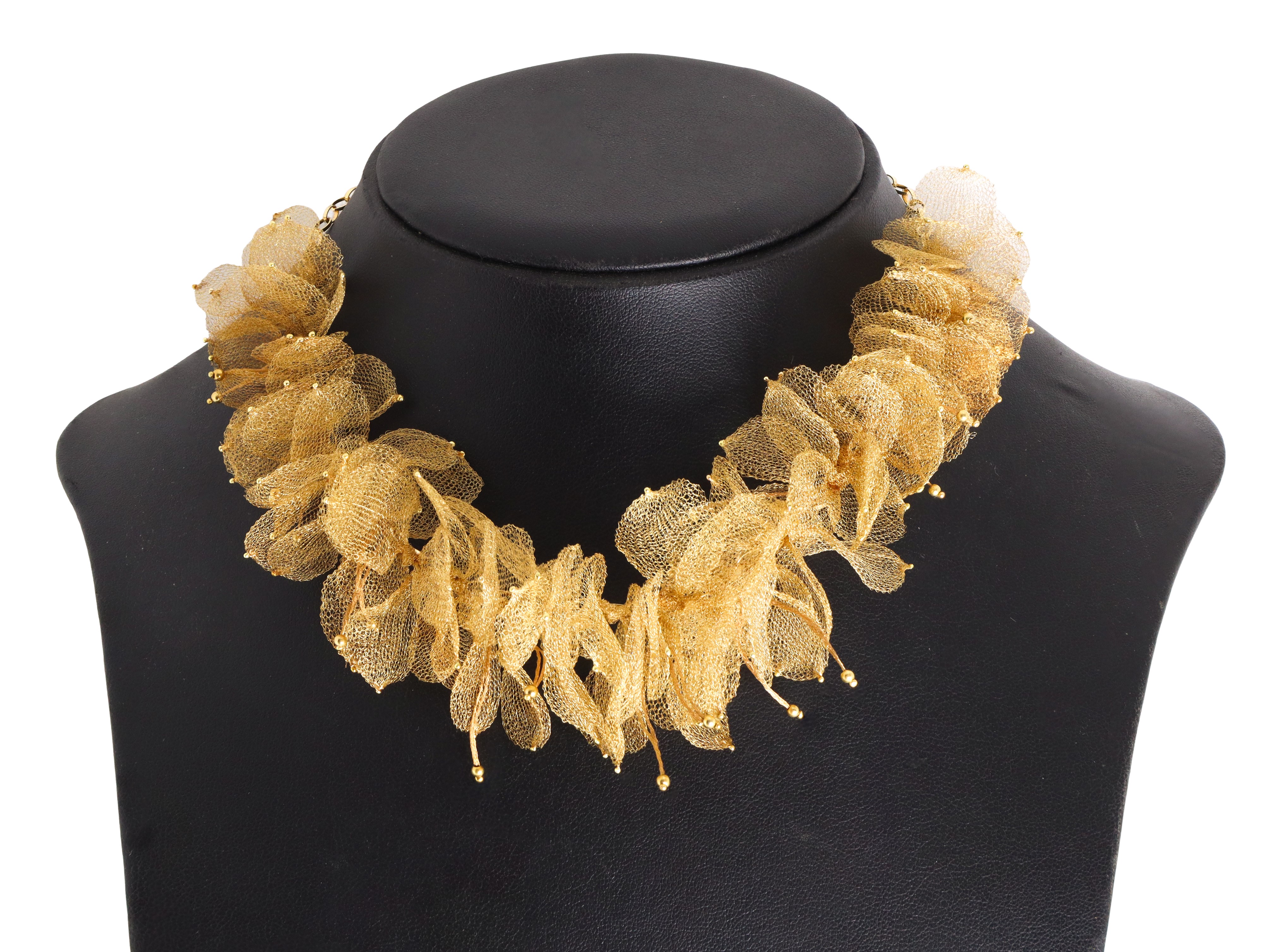Collana in oro giallo 750 con foglie in filigrana