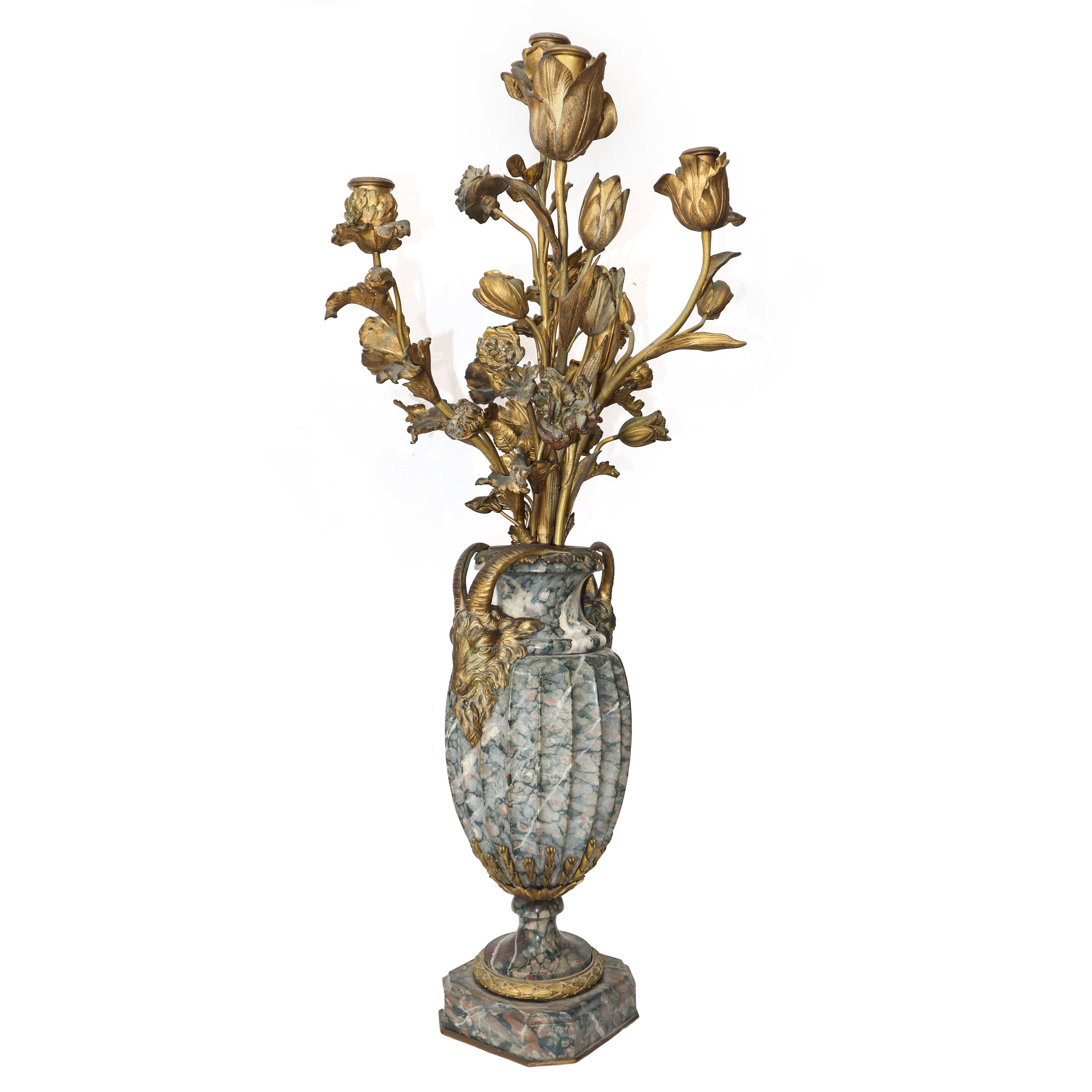 Vasi in marmo con bronzi applicati e candeliere a 5 luci, Vecchia Francia 1850