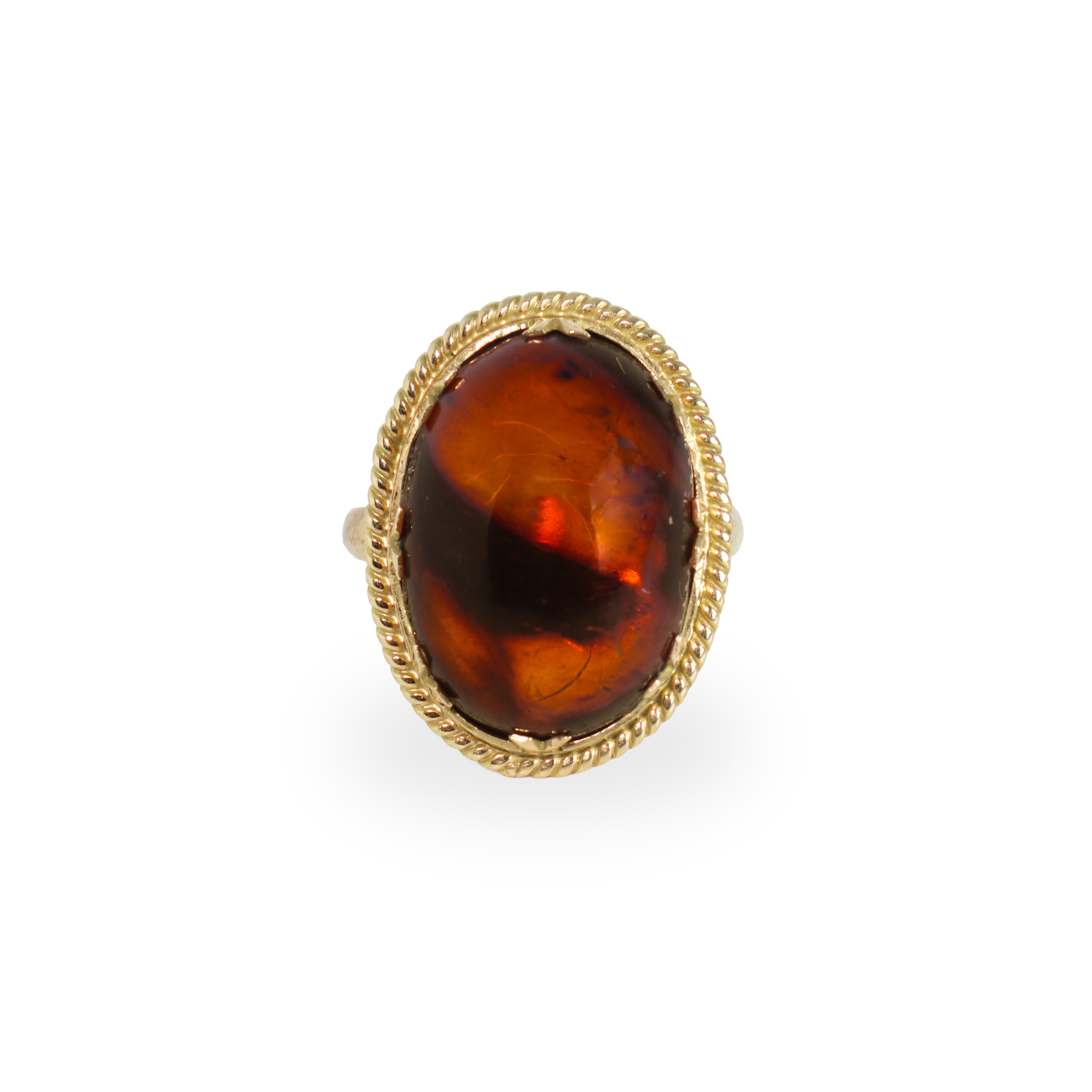 Anello in oro basso titolo con ambra