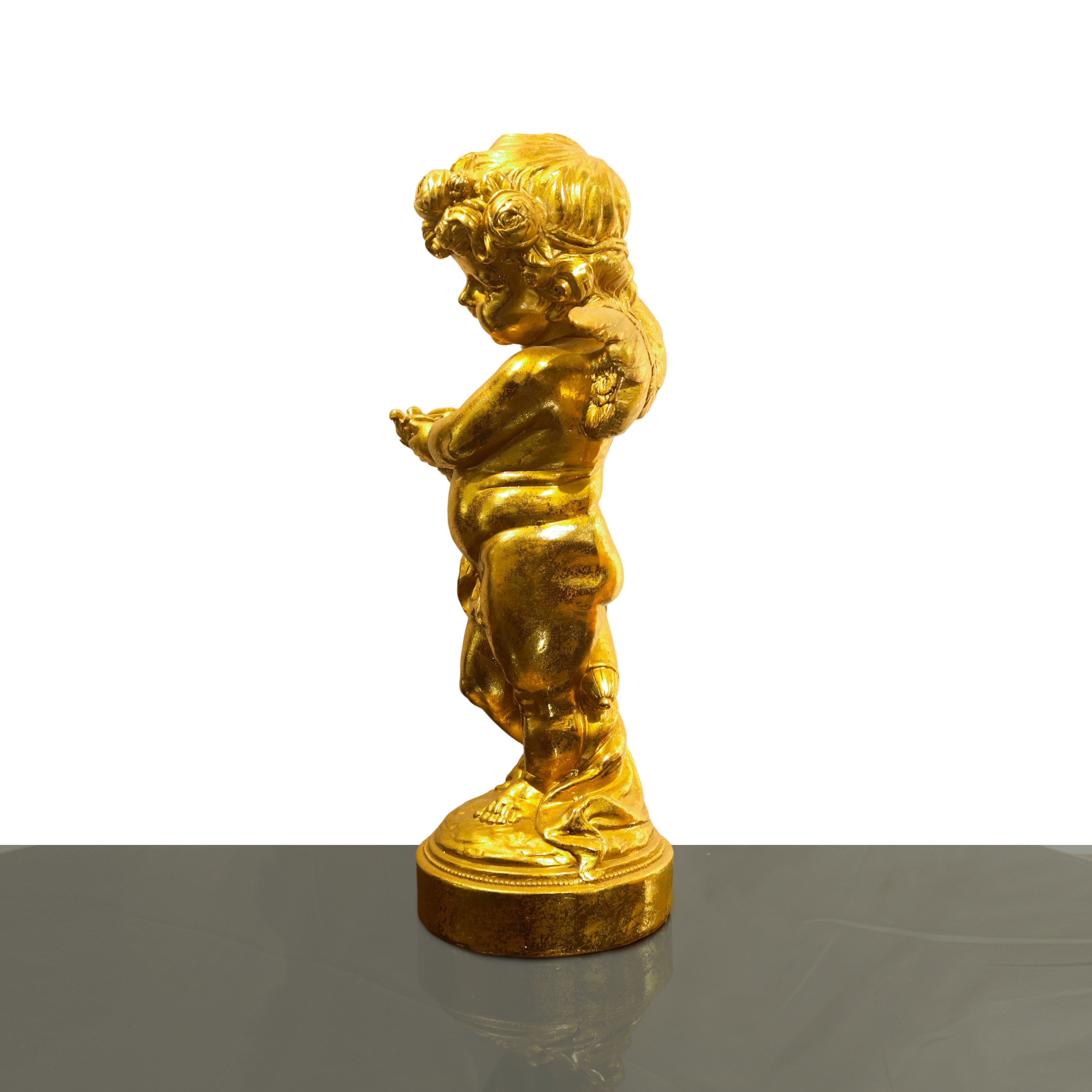 Putto dorato con cesto, scultura decorativa da interno
