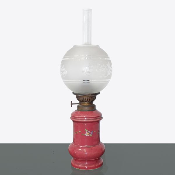 Pink porcelain lamp with micro floral decorations and ball-shaped bowl