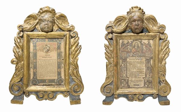Pair of Cartegloriae in lacquered and gilded wood, early eighteenth century. H 40 cm x30