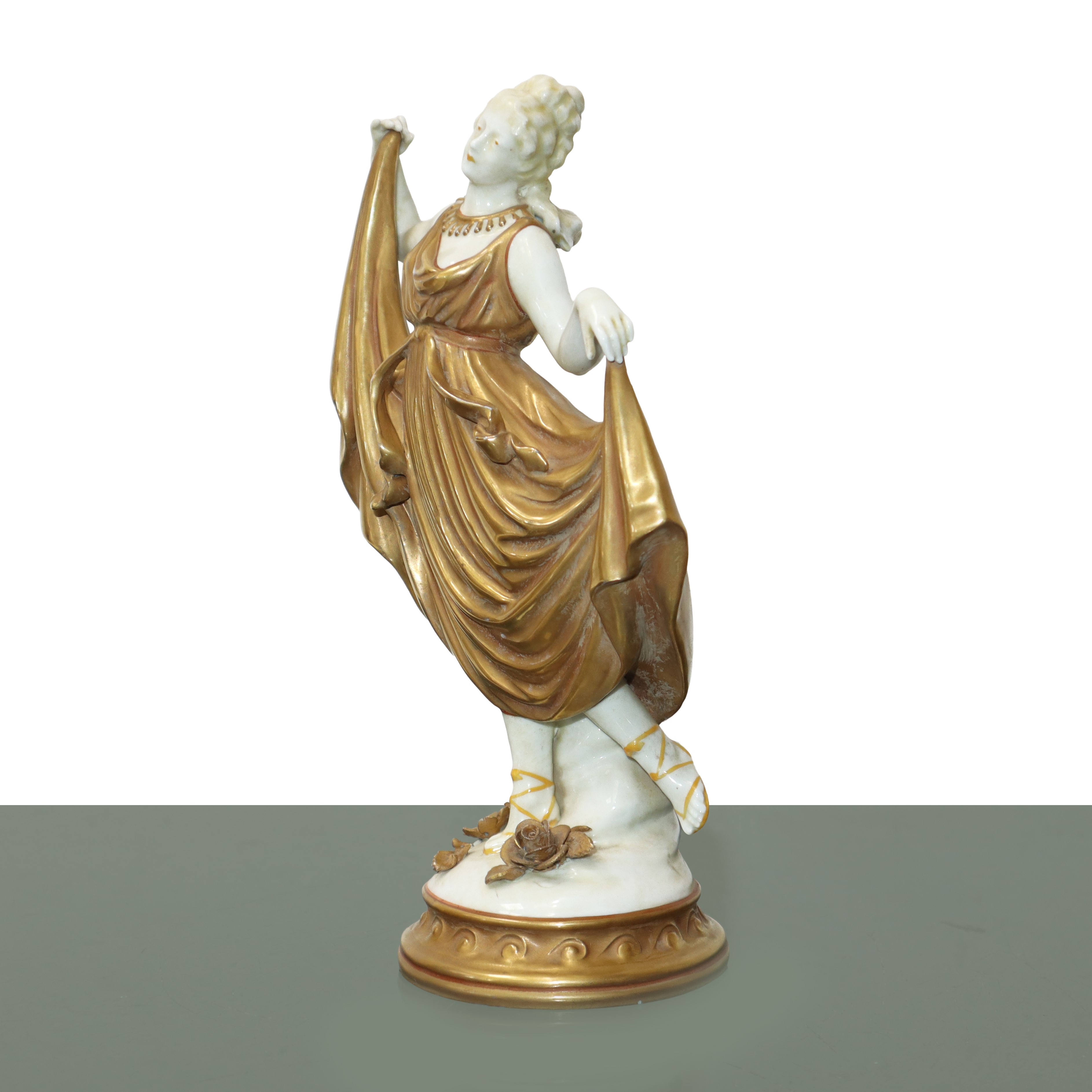 Capodimonte - Danzatrice in abito dorato, scultura in porcellana