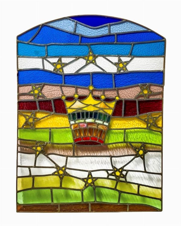 Stained glass window with leaded glass cathedral decorated with crown and stars. H cm 120x88. Domenico Girbino (Catania Bronte 1935- 2013)