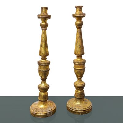 Coppia di Candelabri in Legno Dorato Argento e Mecca
