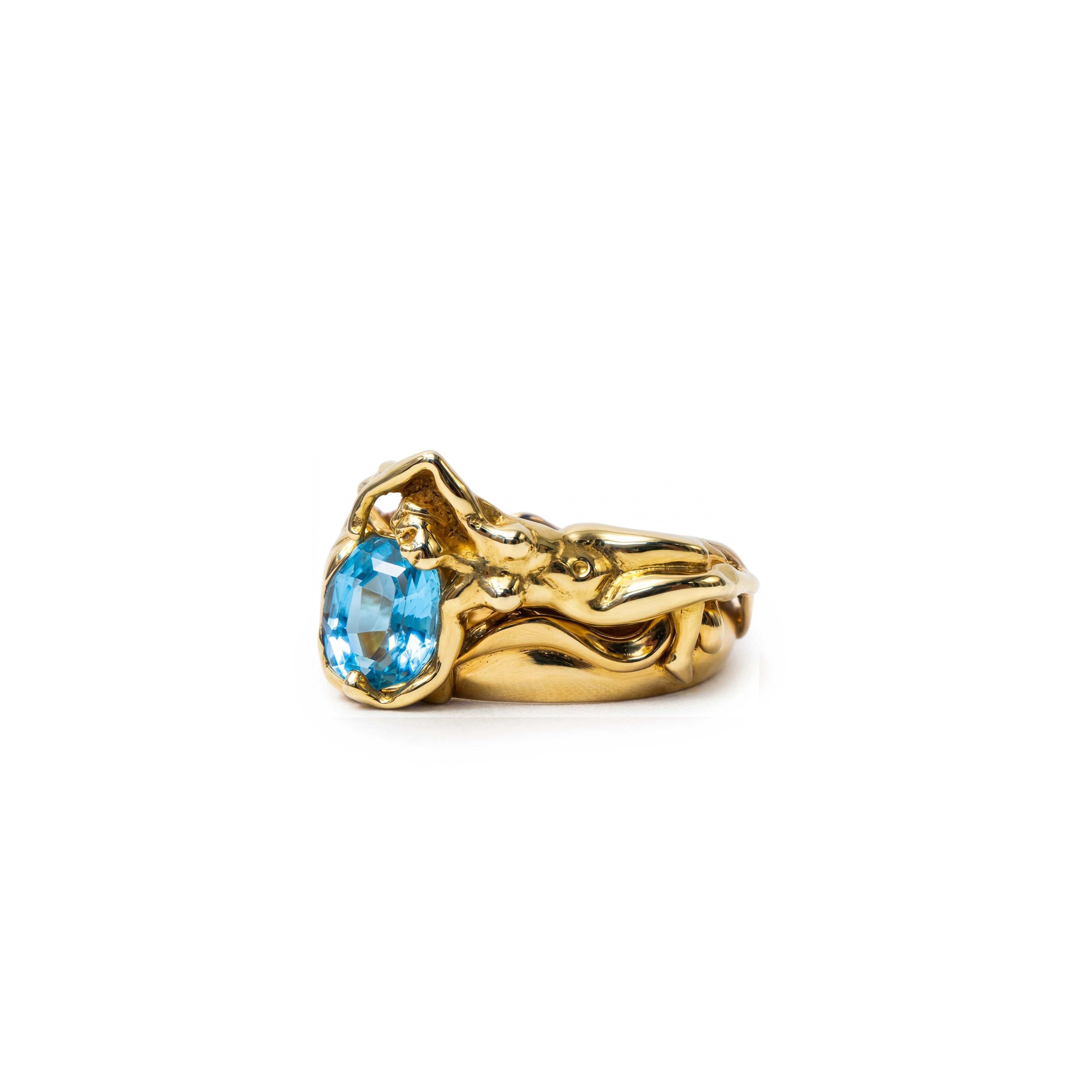 Anello in oro giallo 750 con figura femminile che regge un' acquamarina