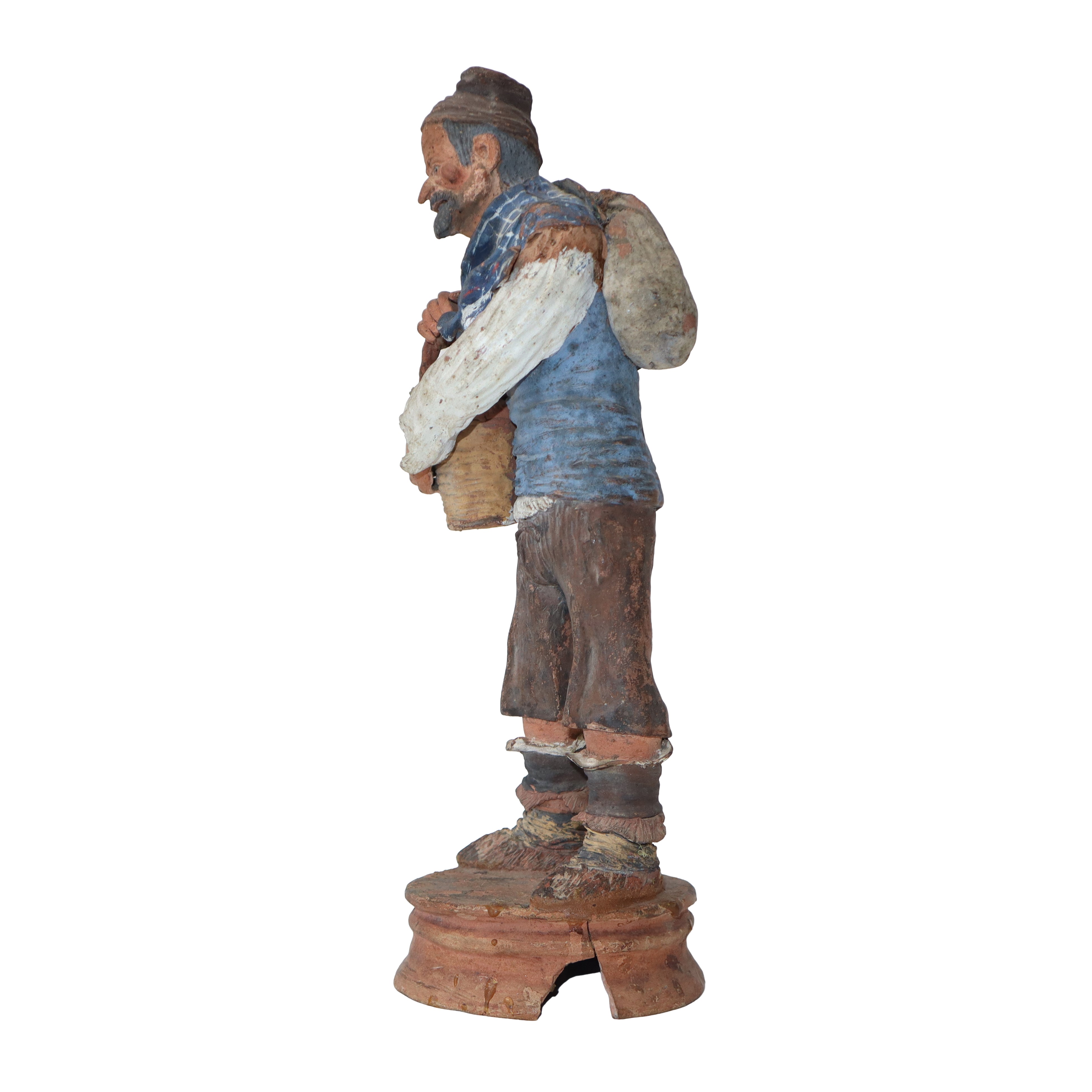 Gruppo di n. 3 figurine in terracotta di Caltagirone raffiguranti Contadini in teca di legno