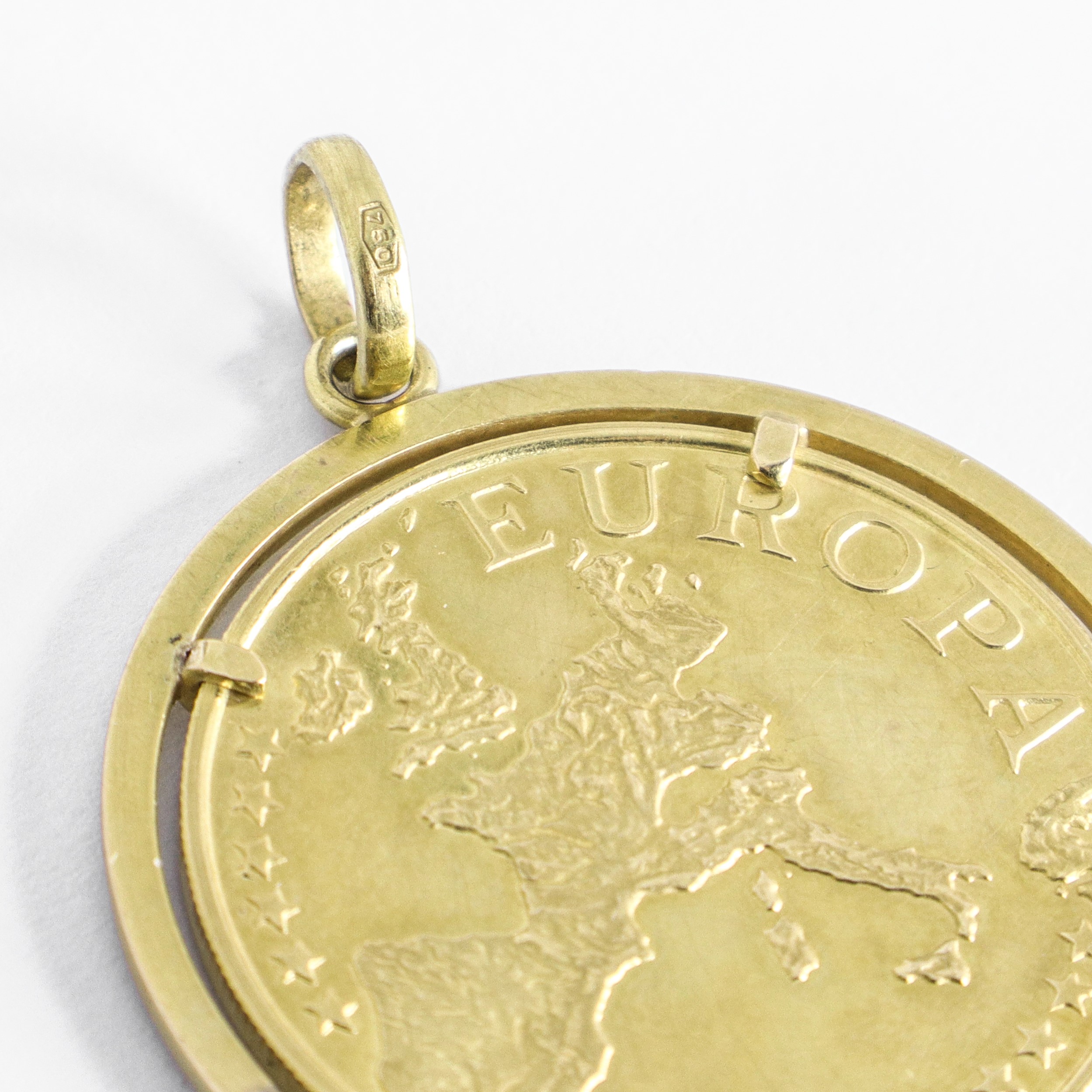 Pendentif in oro giallo 750 con riproduzione della moneta dell'Europa