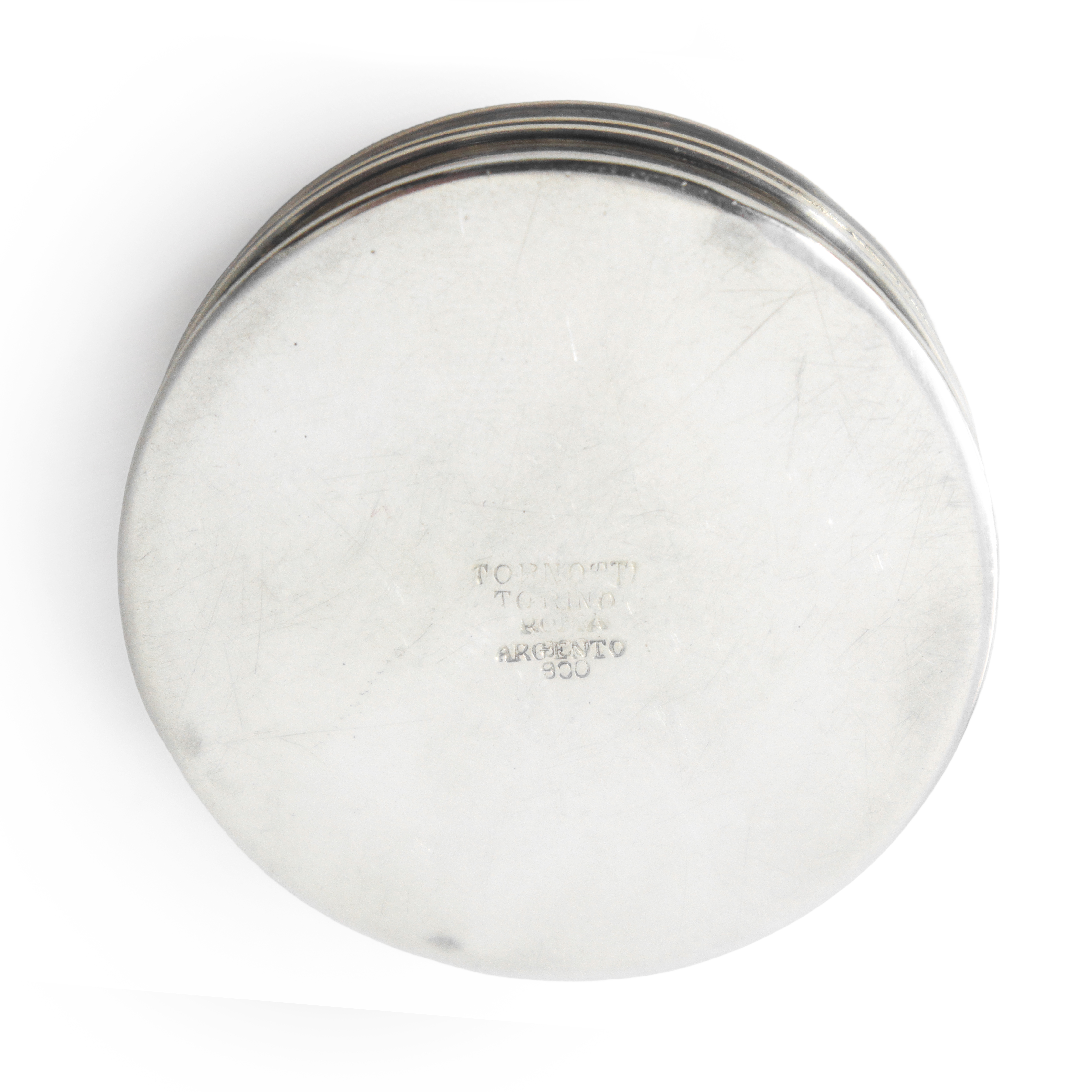 Scatolina in argento 800 con blasone.