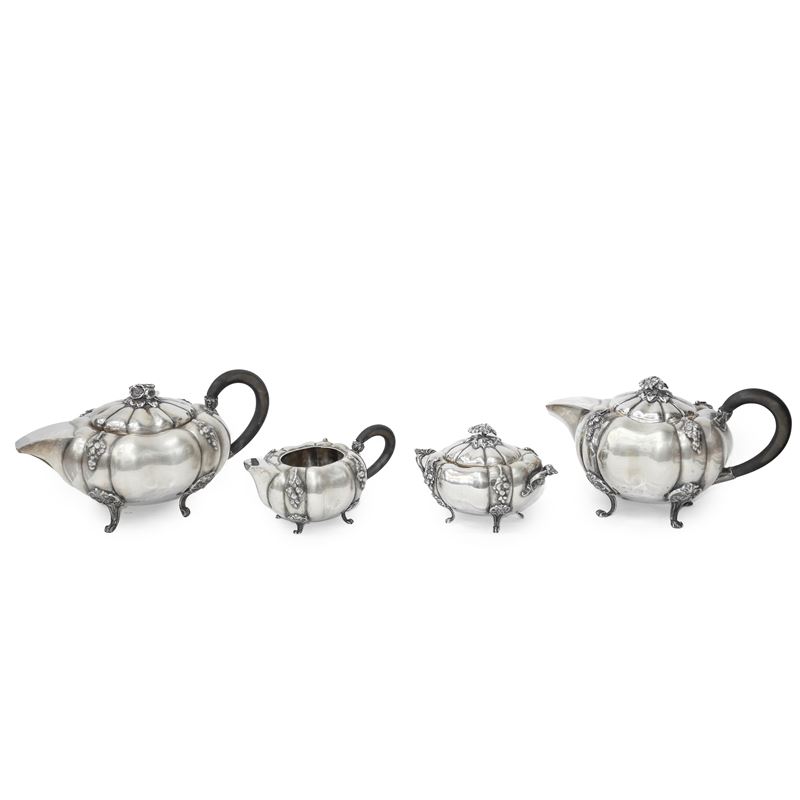Servizio da te e caffe' in argento 800