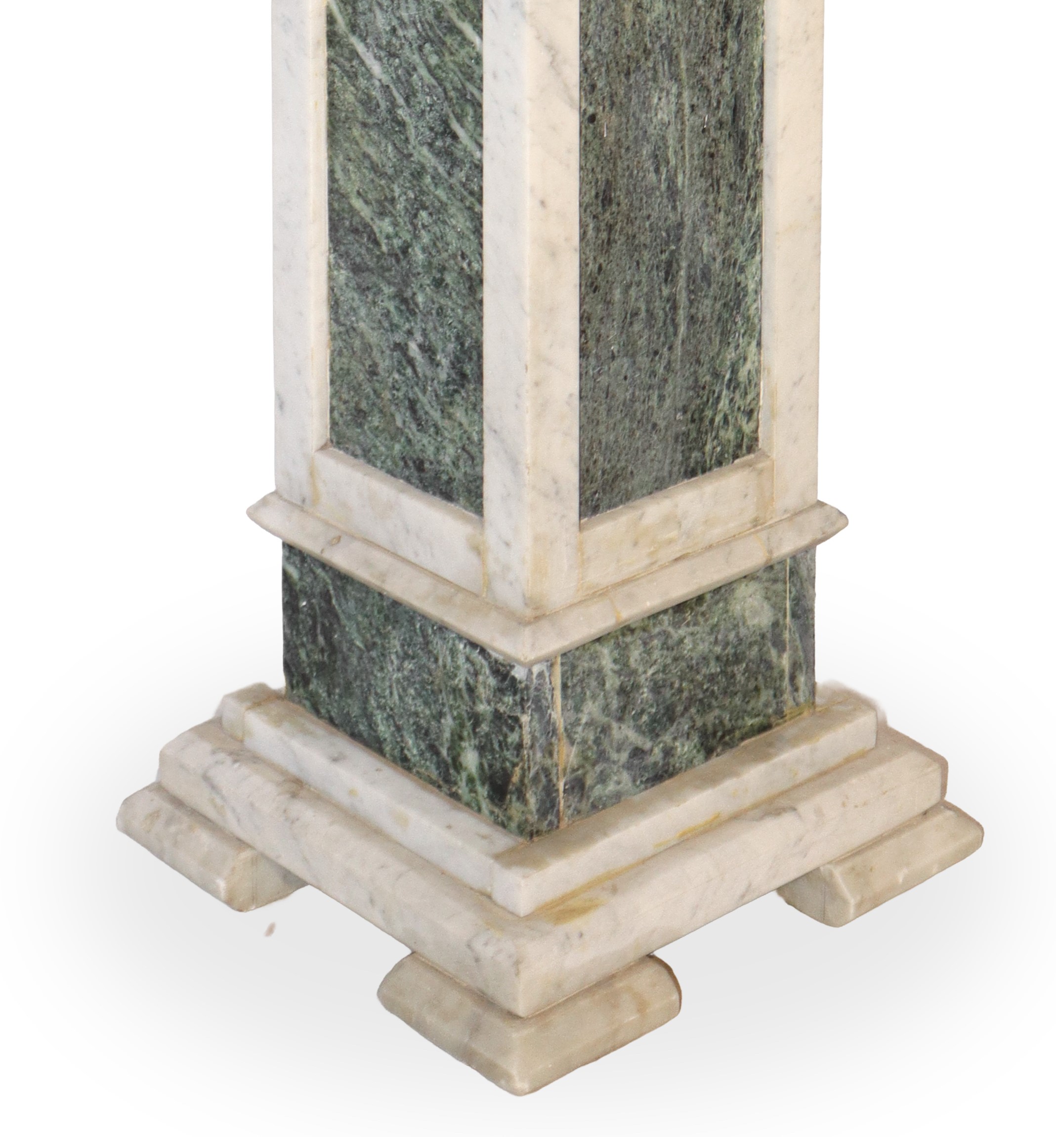 Colonna in Marmo Bianco con Inserti in Marmo Serpentino