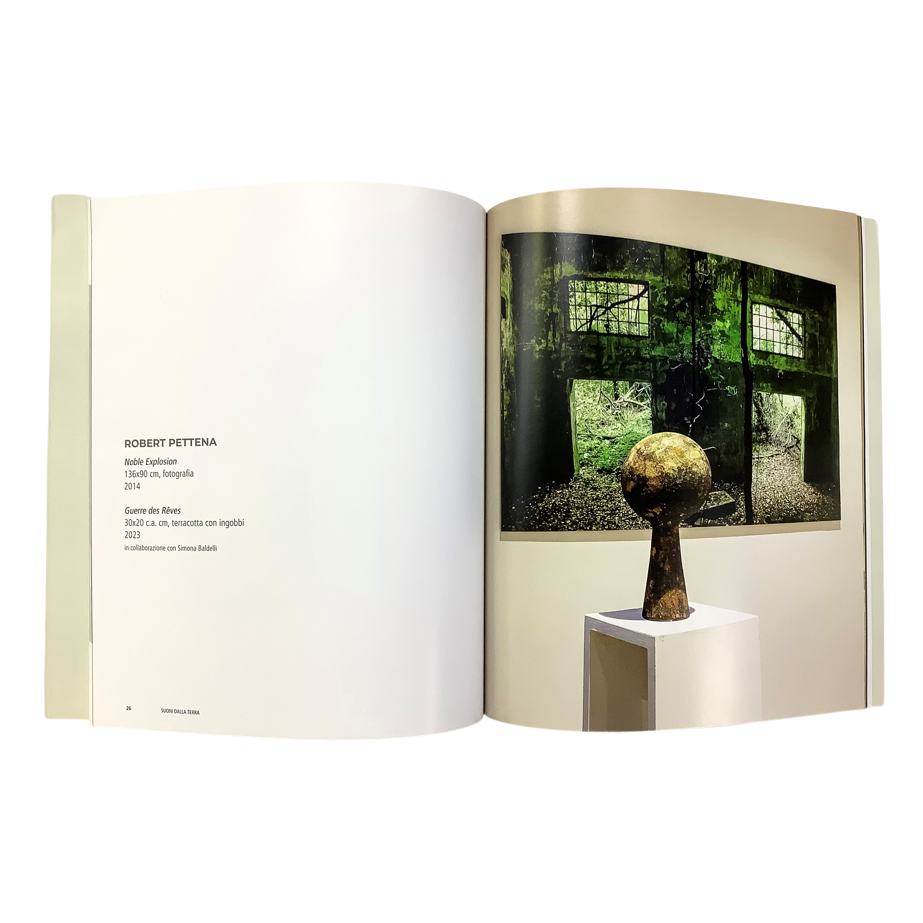 Petruzzi Editore, Suoni dalla Terra - Esperienze di ricerca nella ceramica contemporanea (2023)